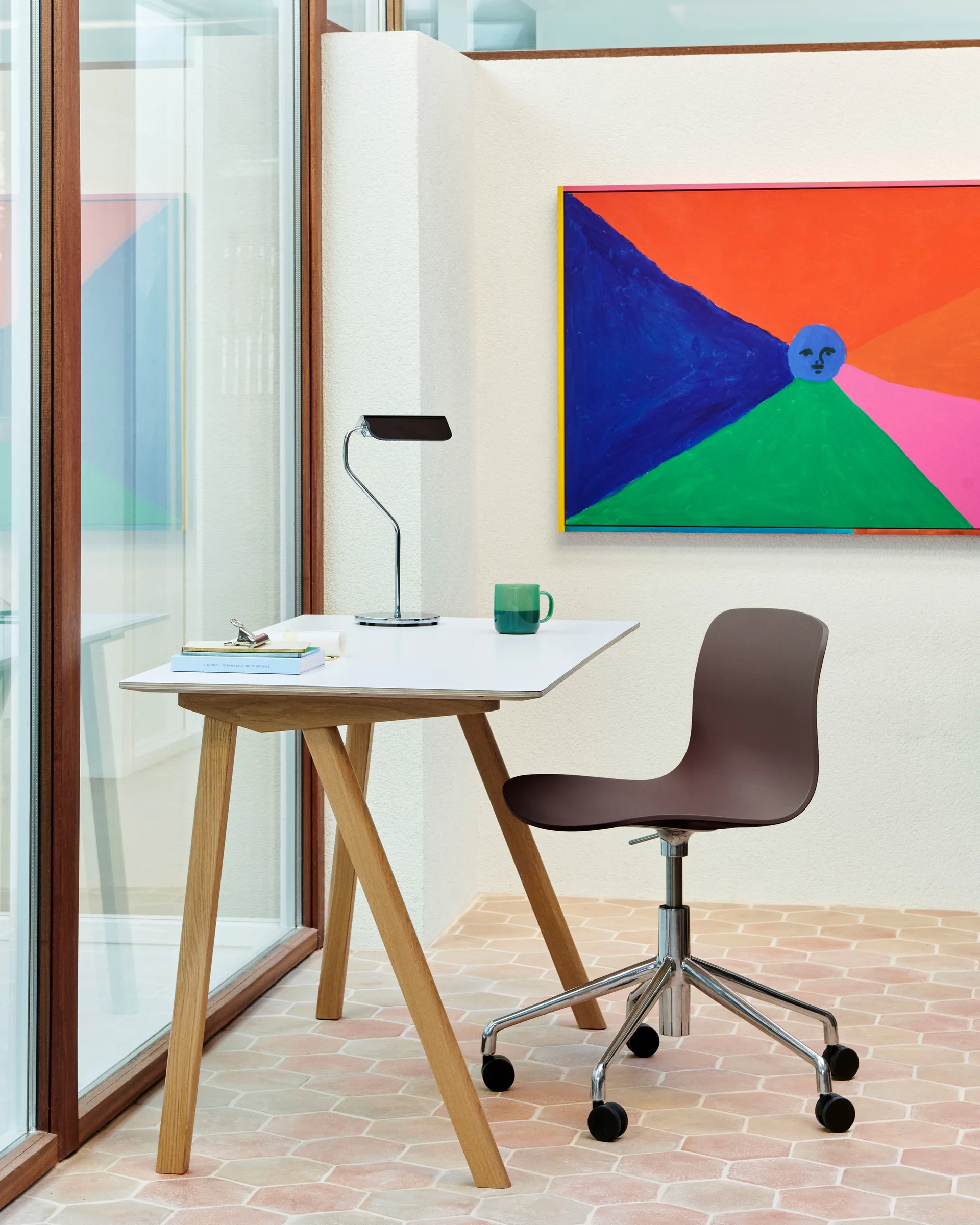 Apex pöytävalaisin, Iron black HAY