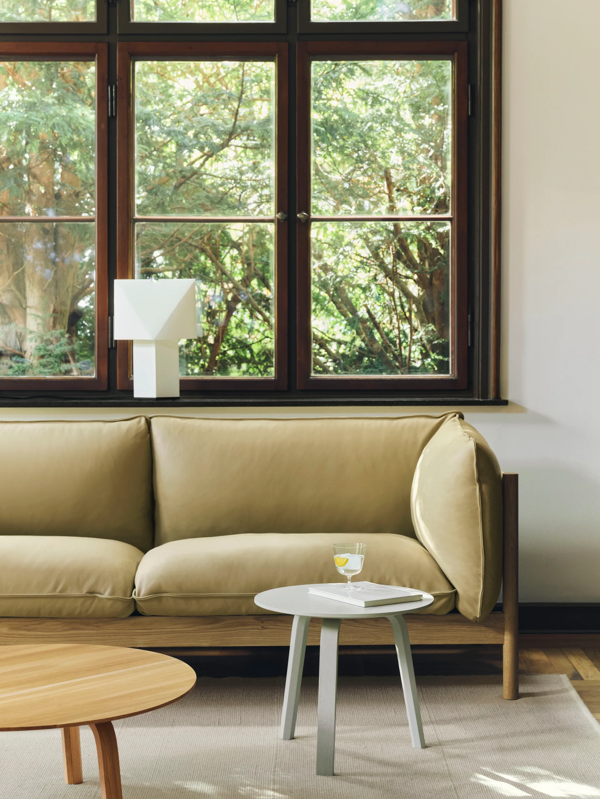 Aplat pöytälamppu, Valkoinen, 66 cm HAY