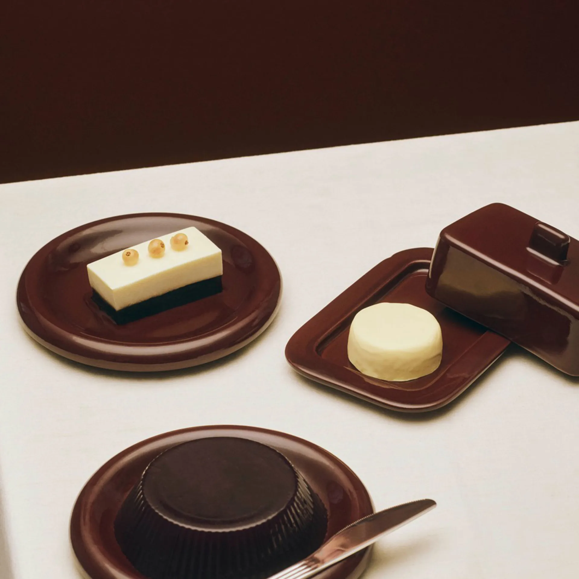 Barro voirasia, Burgundy HAY