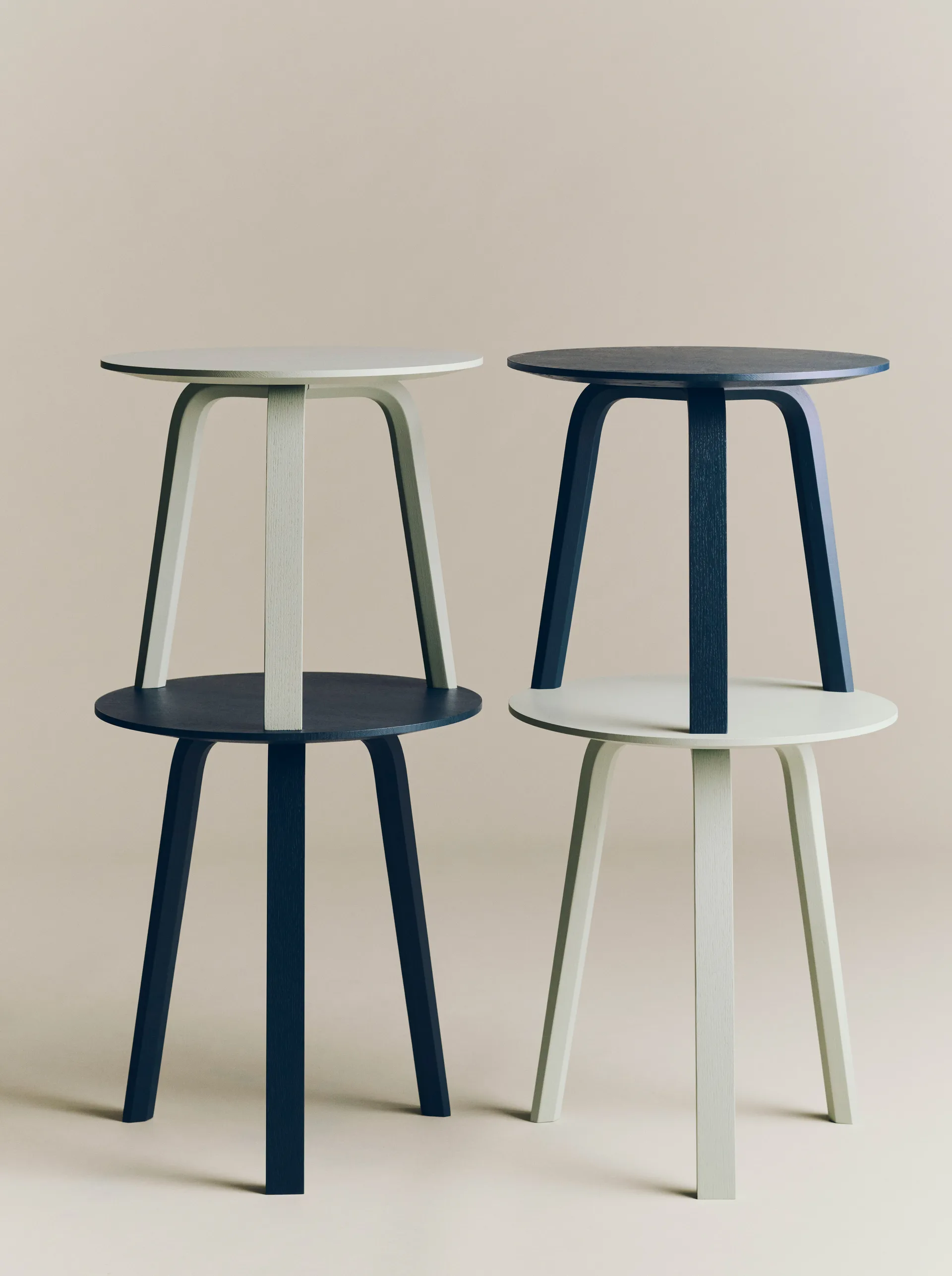 Bella sohvapöytä, Blue charcoal, Ø45×39 cm HAY