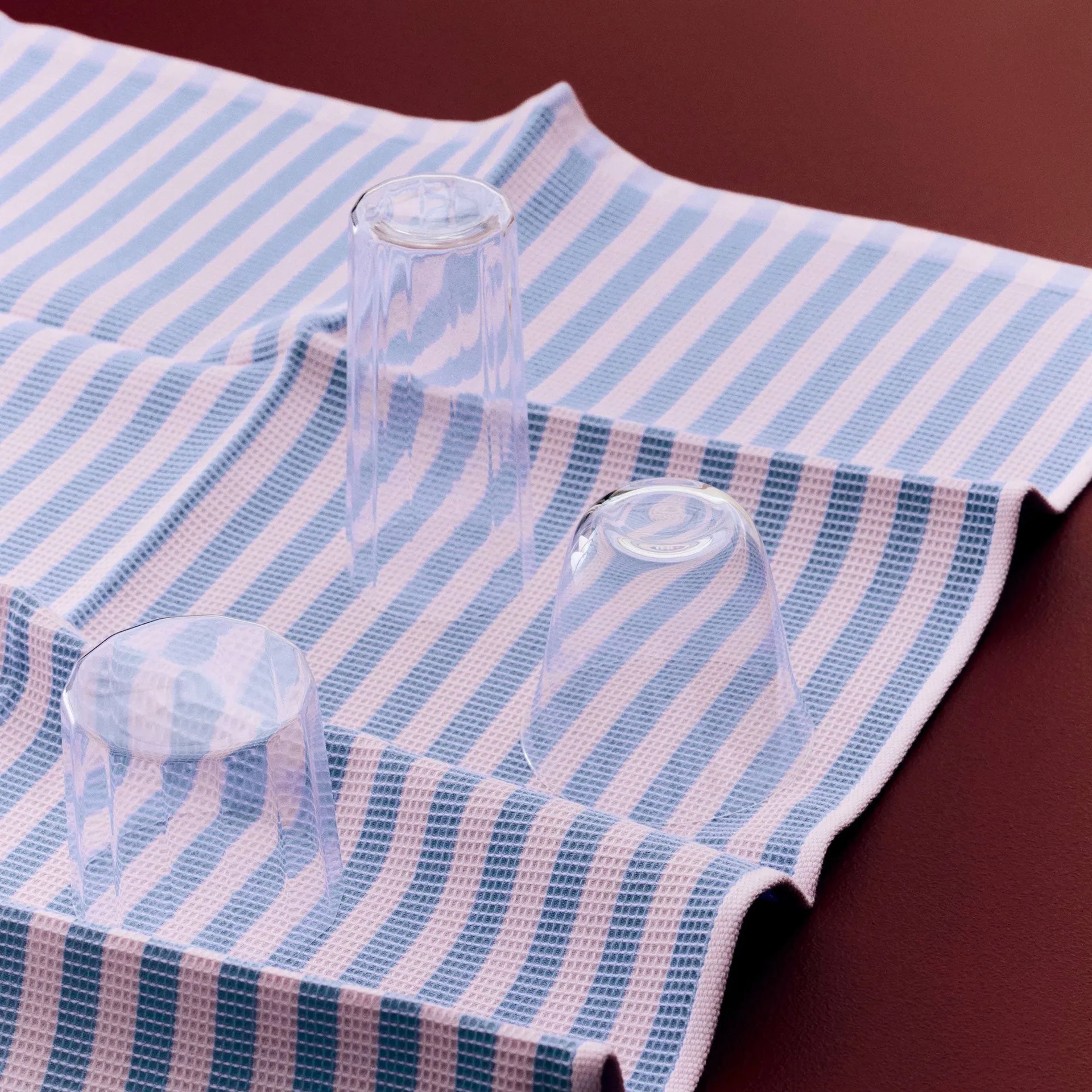 Canteen keittiöpyyhe 52x80 cm, Sky blue–light pink -blokkiraita HAY