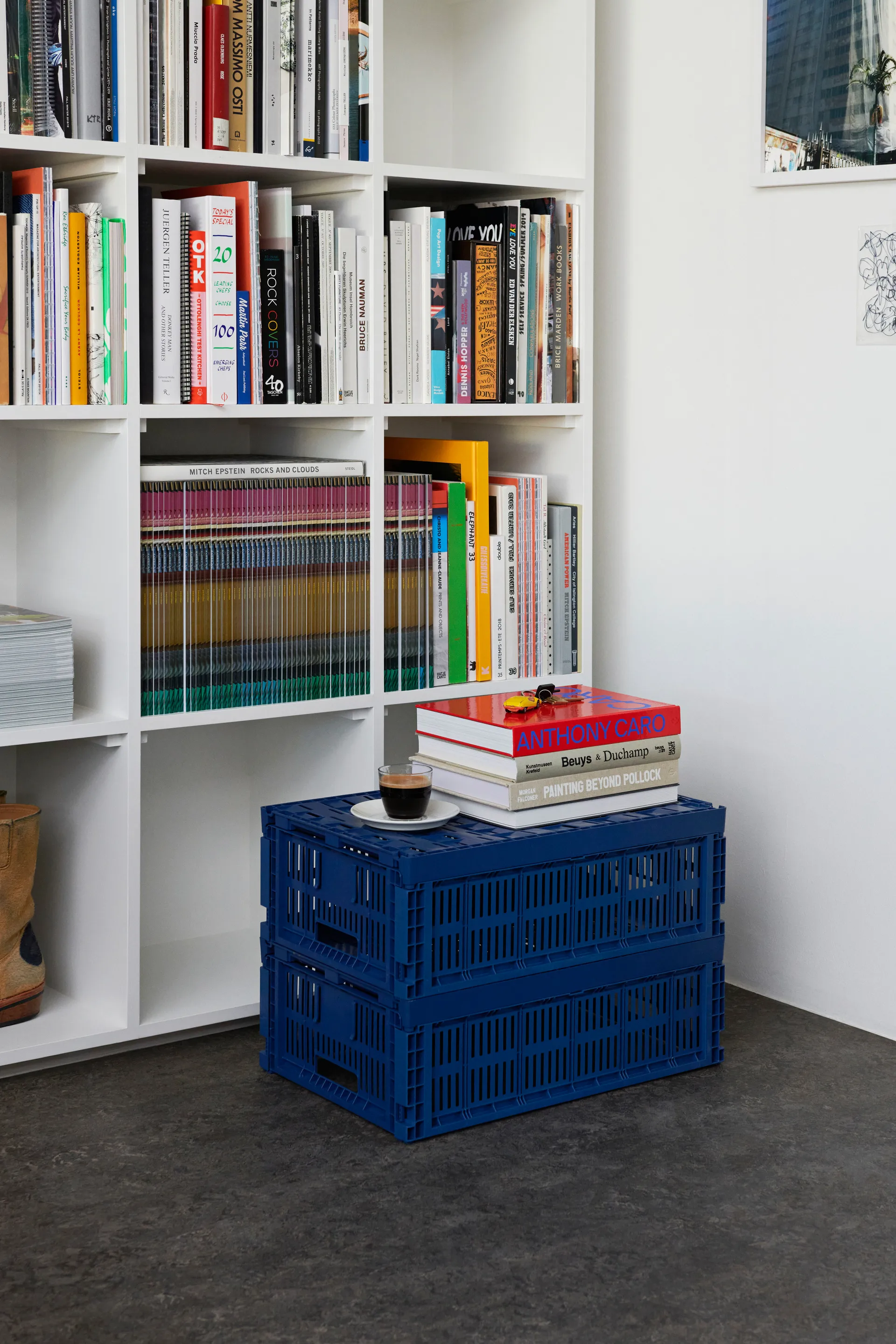 Colour Crate L 34,5 x 53 cm, Dark blue HAY