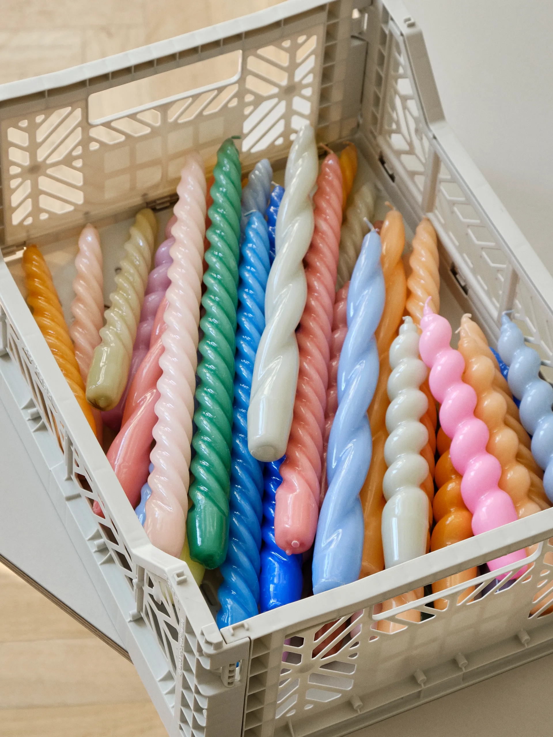 Colour Crate M 30x40 cm, Light grey HAY