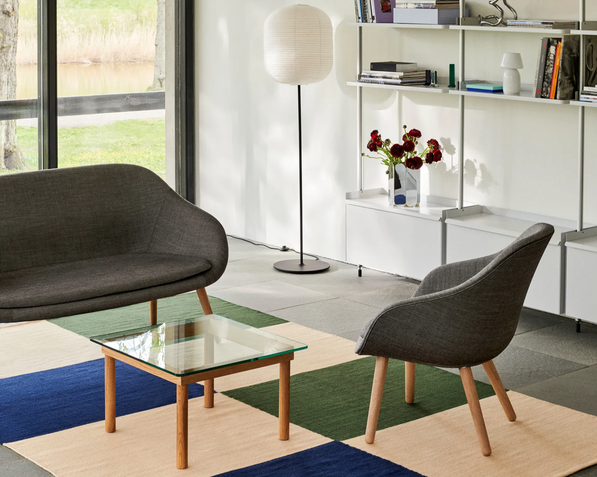 Common lattiateline 129 cm, Soft black-black terrazzo HAY