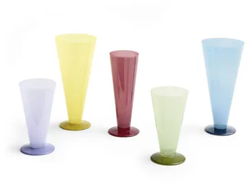 Conical maljakko - Rose-dark red, medium - HAY