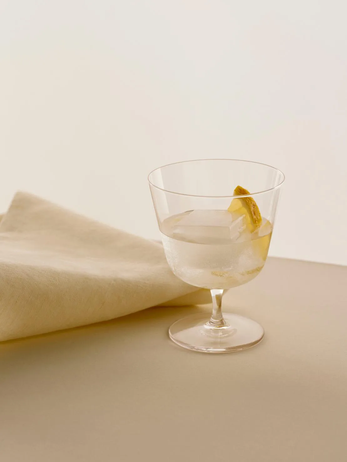 Curve Stem juomalasi 2-pakkaus, Kirkas HAY