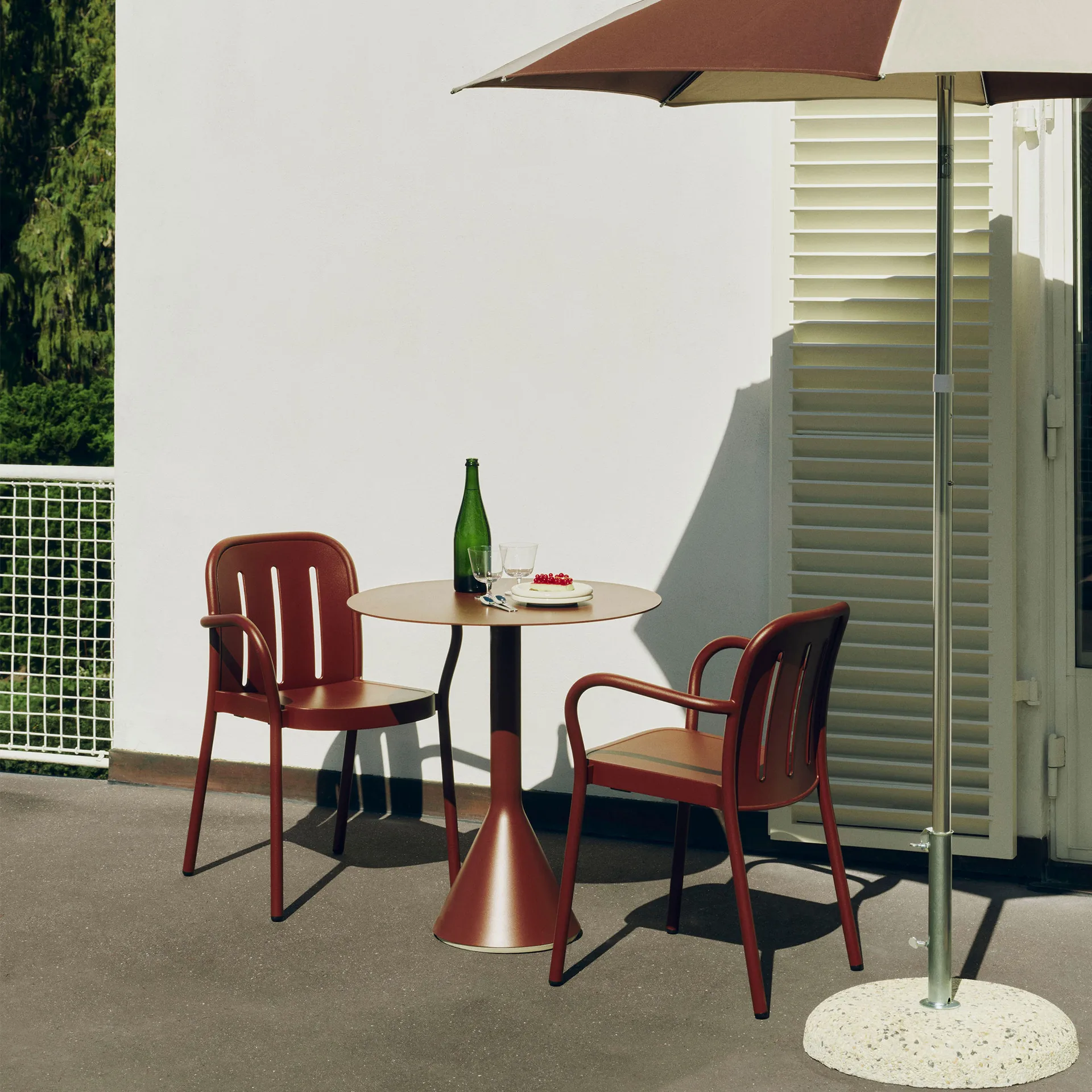 Deville käsinojatuoli, Rauta punainen HAY