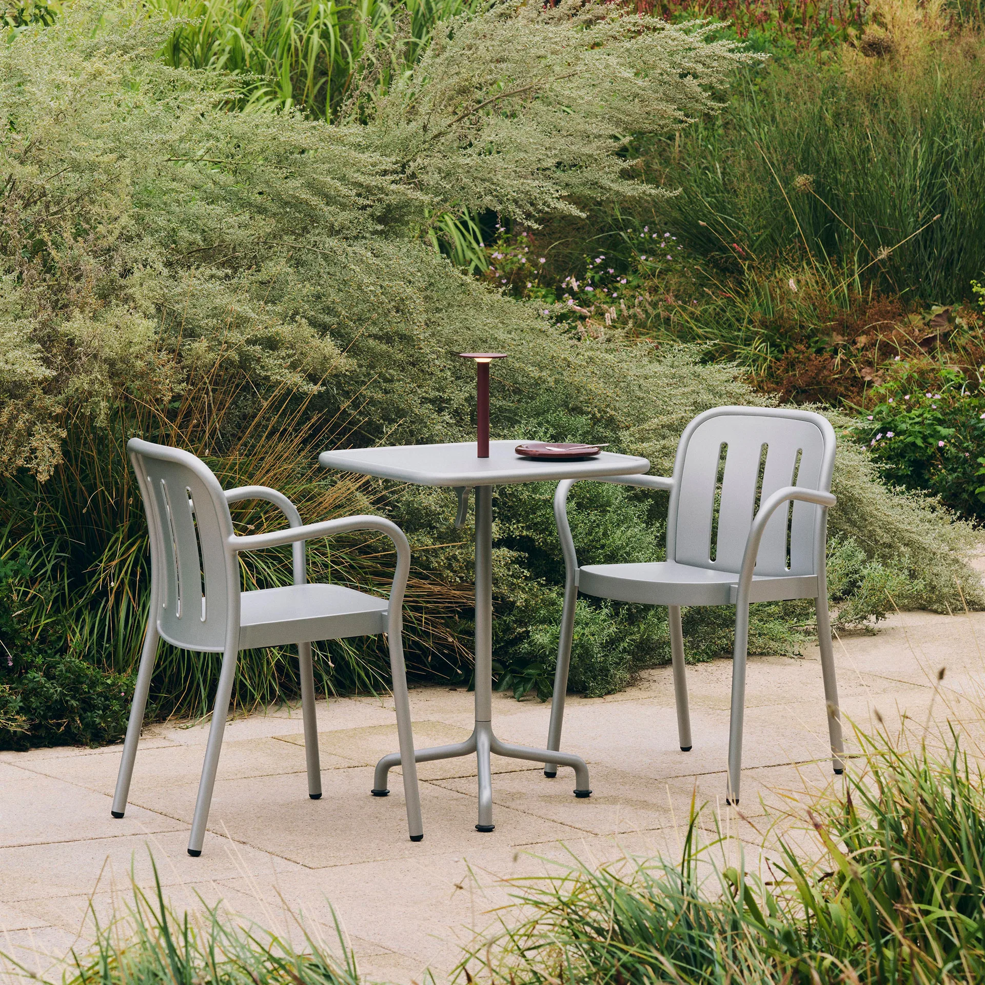 Deville pöytä, hopeanharmaa, 60x70x74 cm HAY