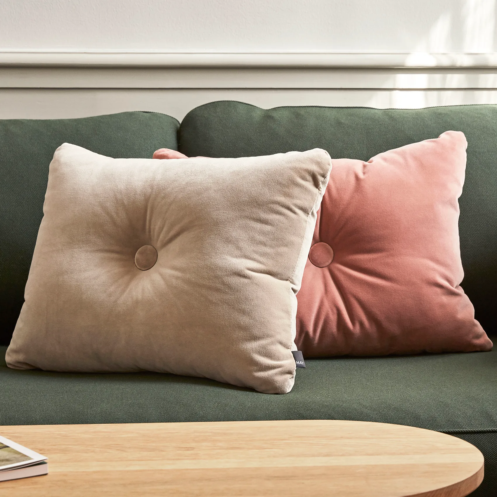 Dot Cushion Soft 1 Dot tyyny 45x60 cm, Rose HAY