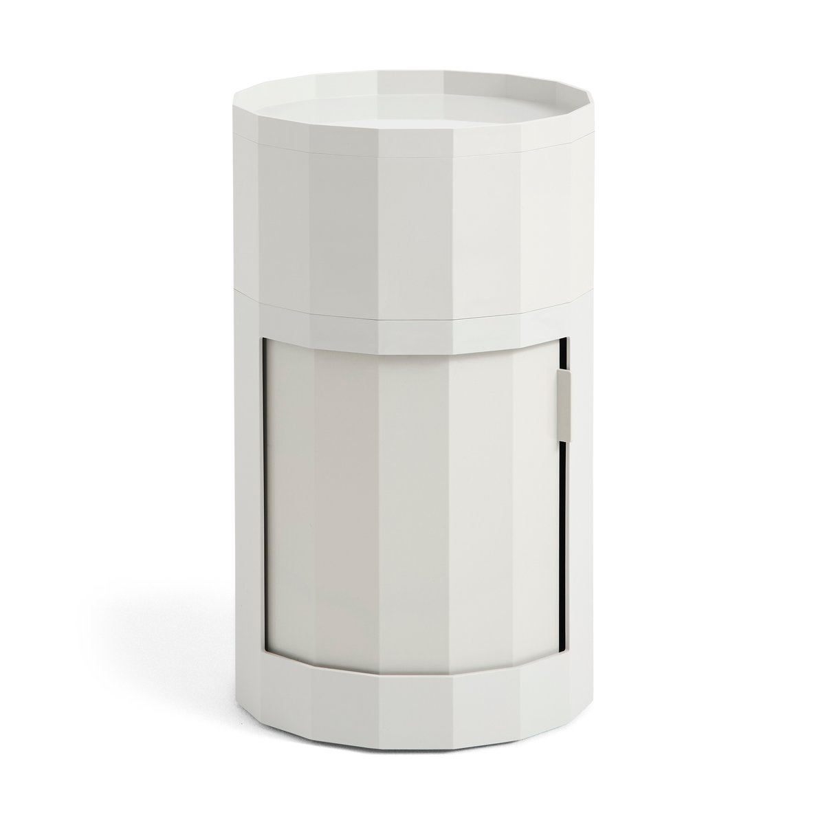 HAY Facet Cabinet high sivupöytä 66 cm Misty grey | Skandinaavinen Sisustus | Kaapit & Vitriinit | Harmaa