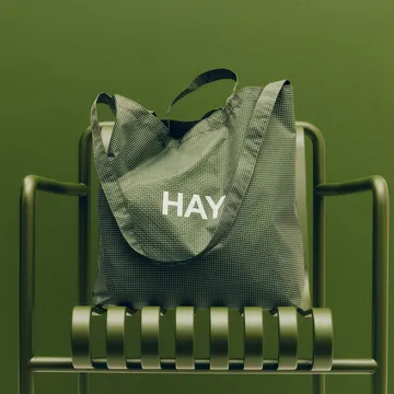 Grid Crossover Bag laukku medium - Dark green, medium - HAY