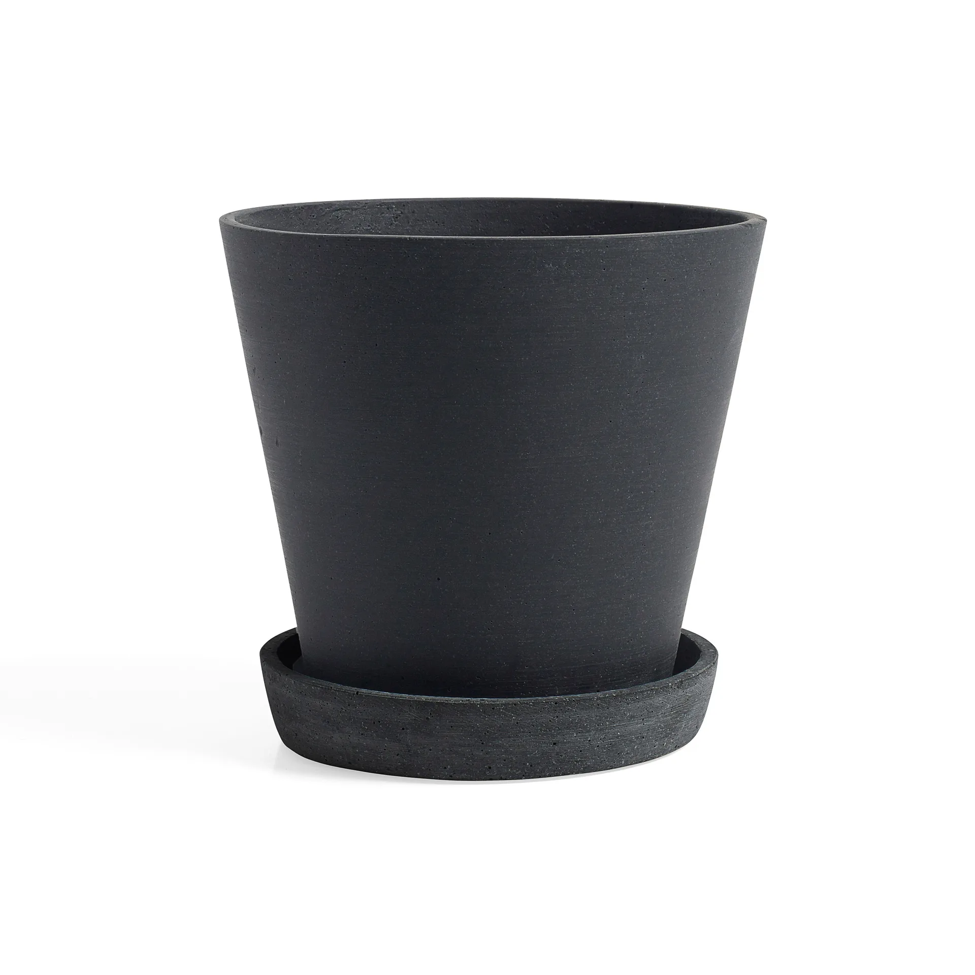 HAY Flowerpot with saucer -ruukku XXL Ø26 cm, Musta HAY