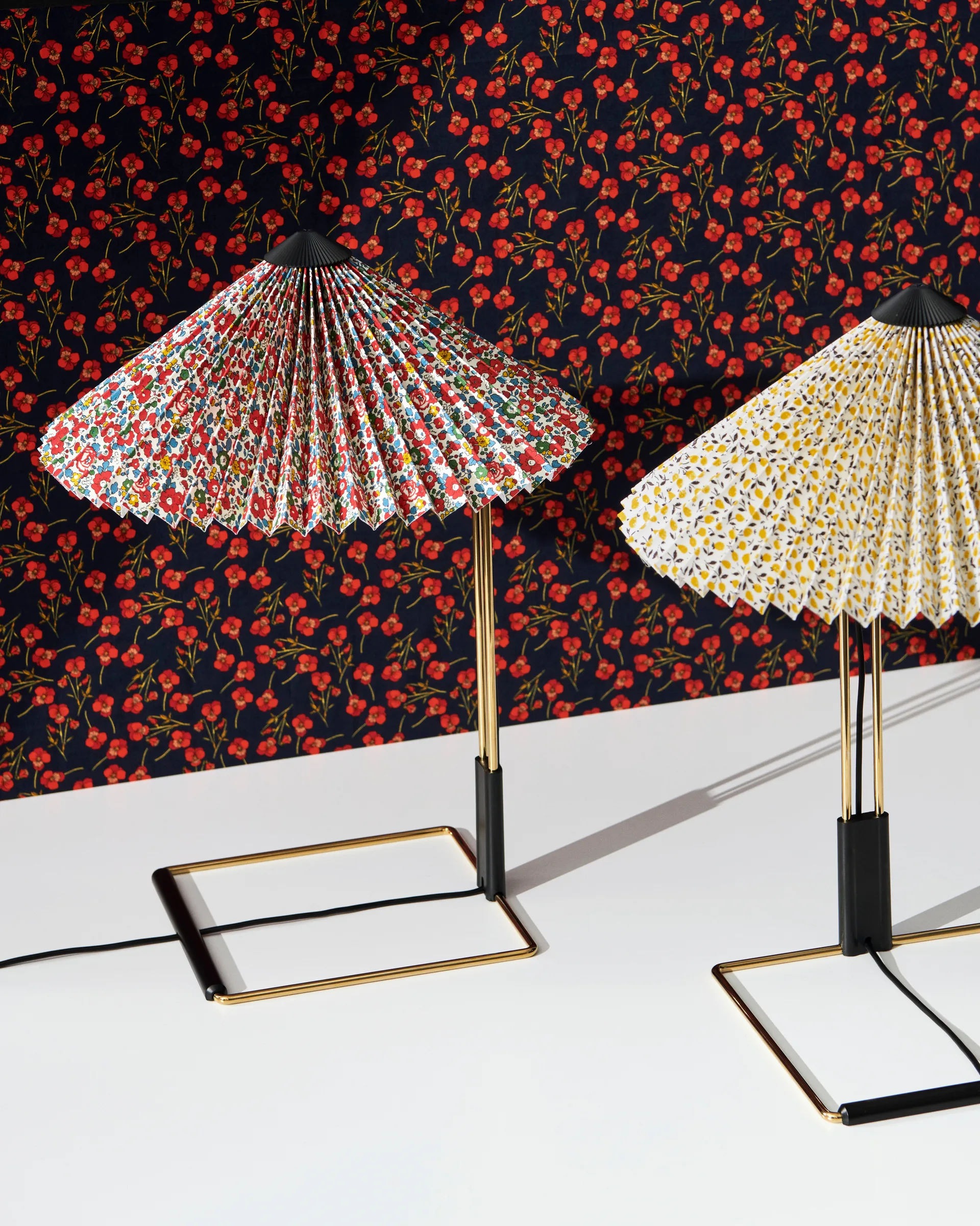 HAY x Liberty Matin pöytävalaisin Ø30x38 cm, Betsy Ann by Liberty HAY