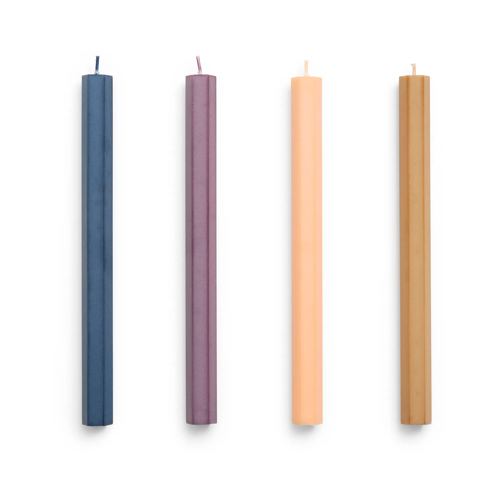 Hexagon Candle kynttiläsekoitus 4-pack, Dark HAY