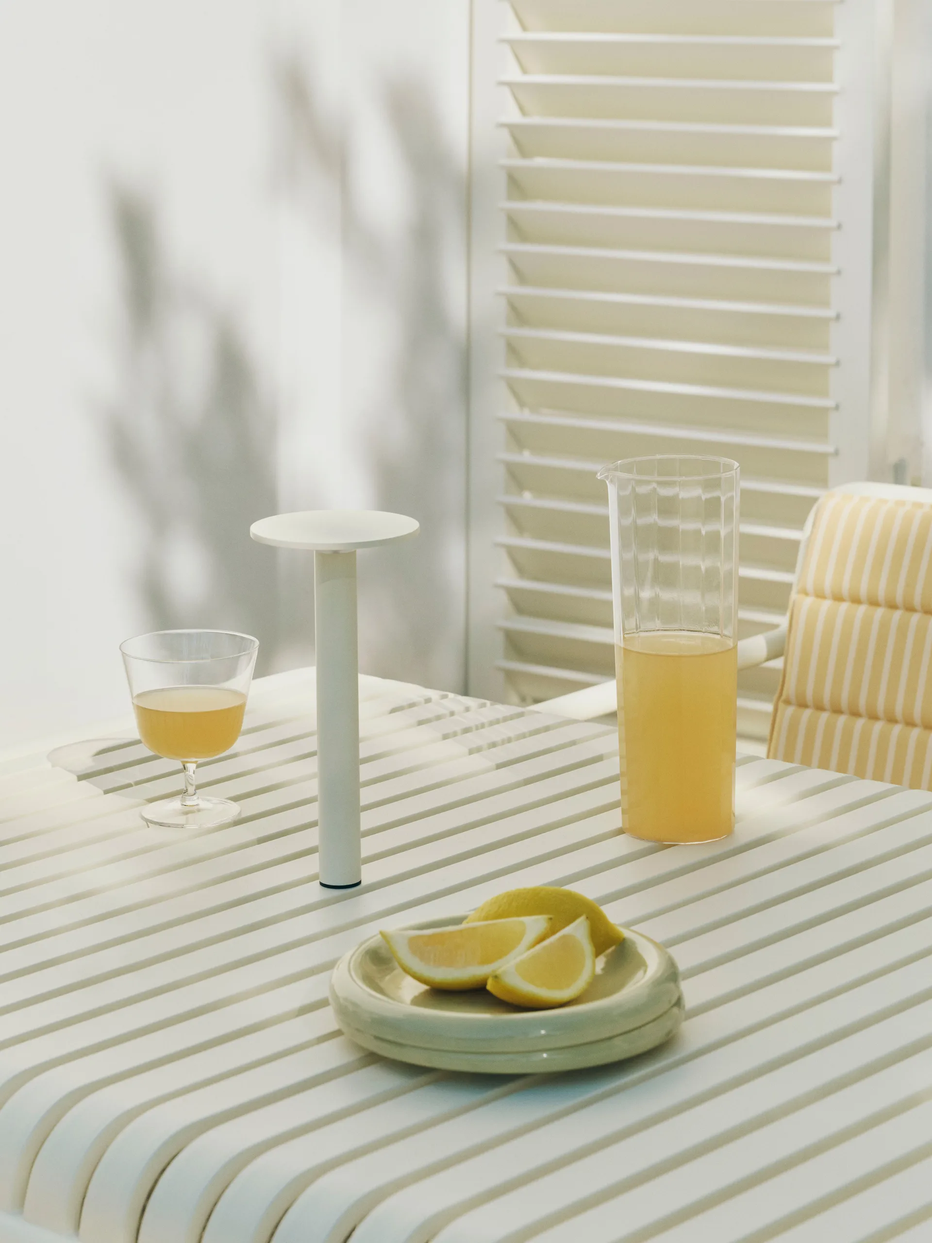 Host kannettava lamppu, Kermanvalkoinen, 22 cm HAY