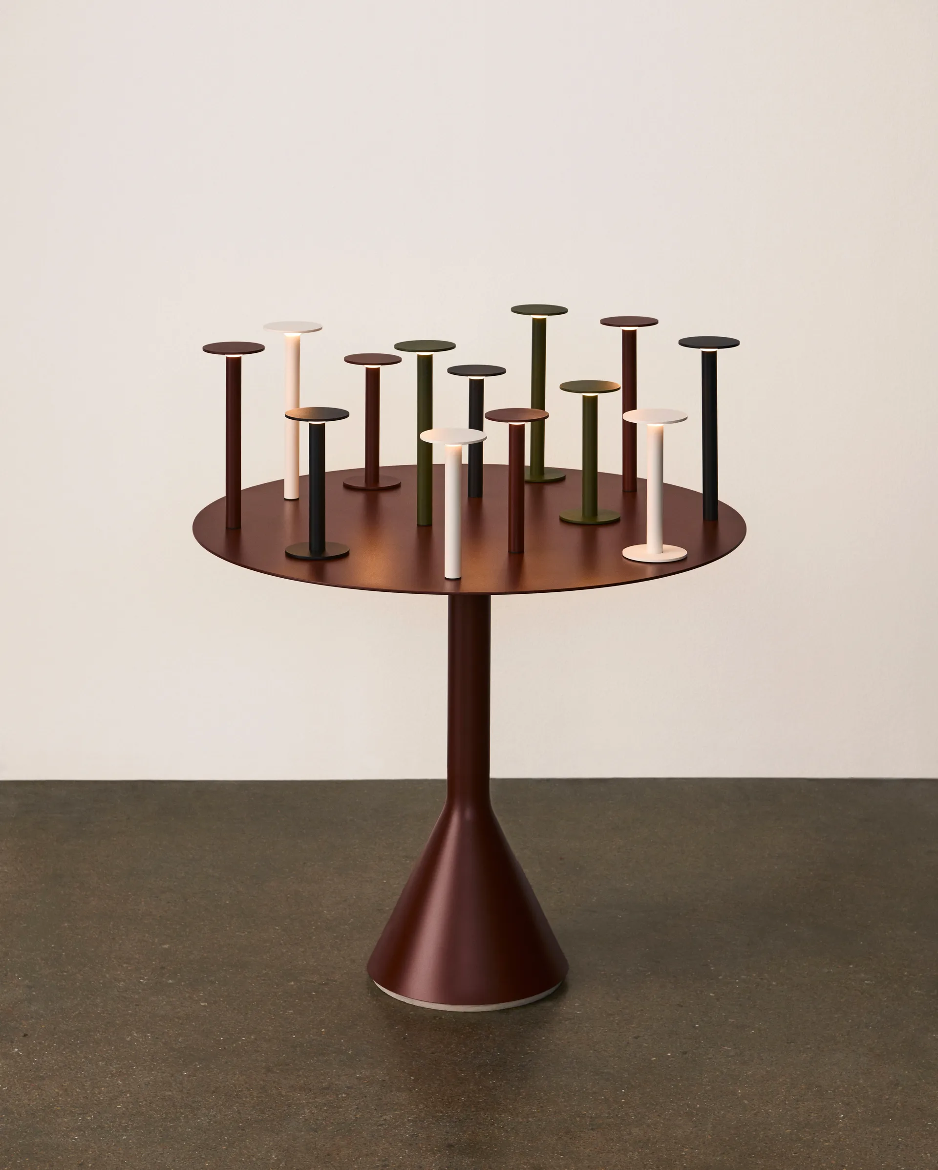 Host kannettava lamppu, Oliivi, 22 cm HAY