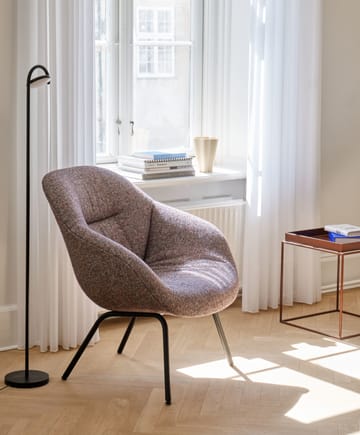 Marselis floor lattiavalaisin - Soft black - HAY