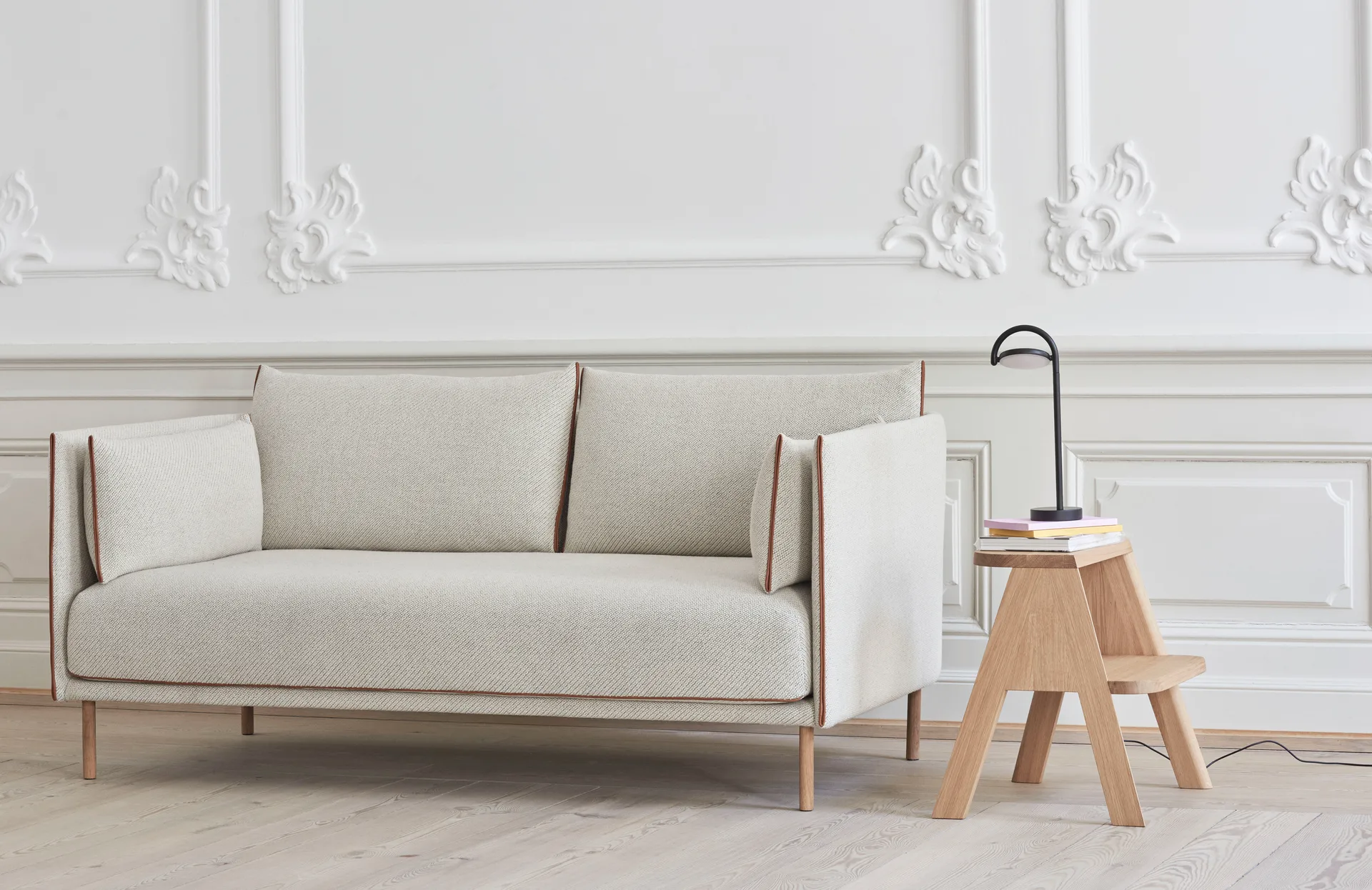 Marselis table pöytävalaisin, Soft black HAY