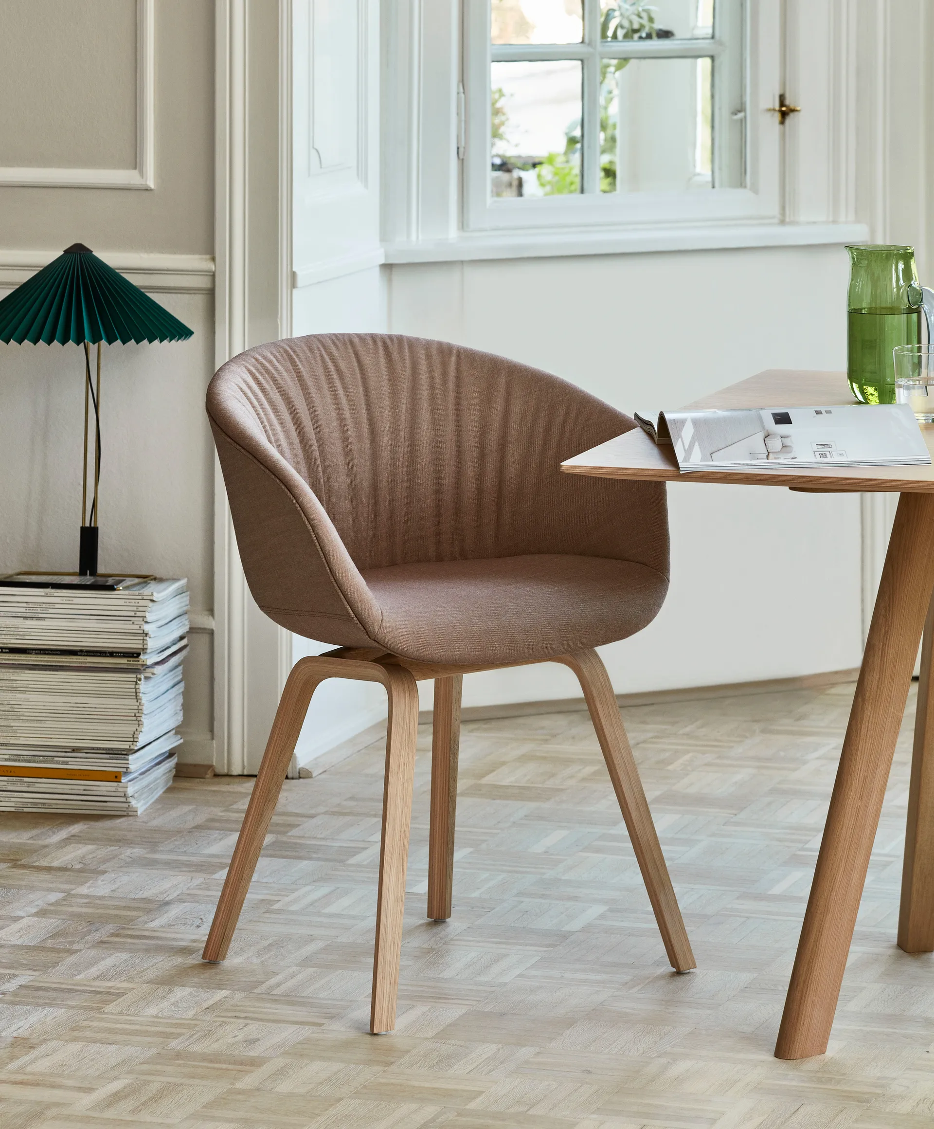 Matin table pöytävalaisin Ø38 cm, Green shade HAY