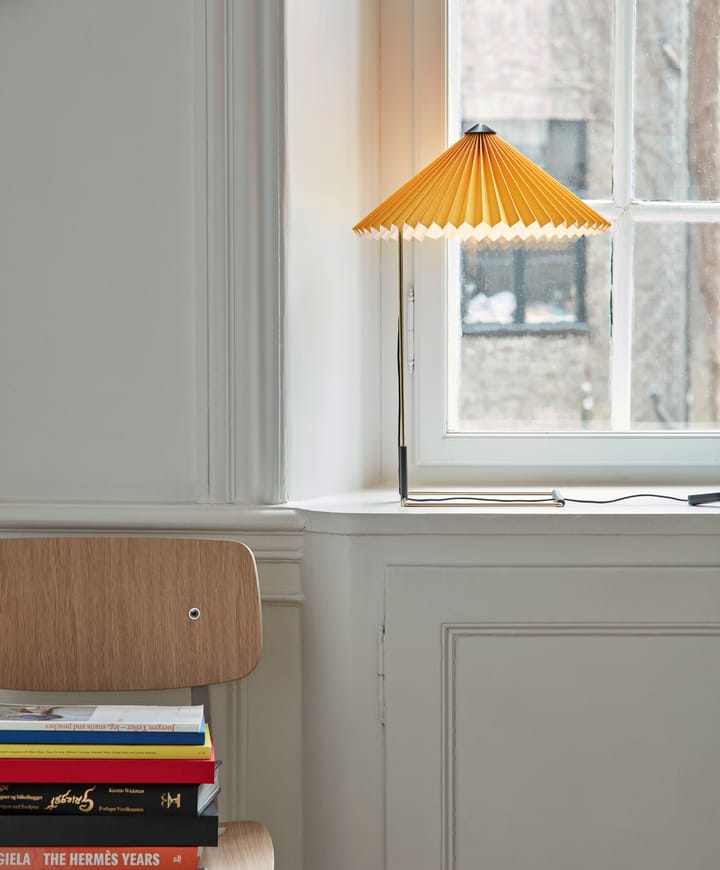 Matin table pöytävalaisin Ø38 cm, Yellow shade HAY