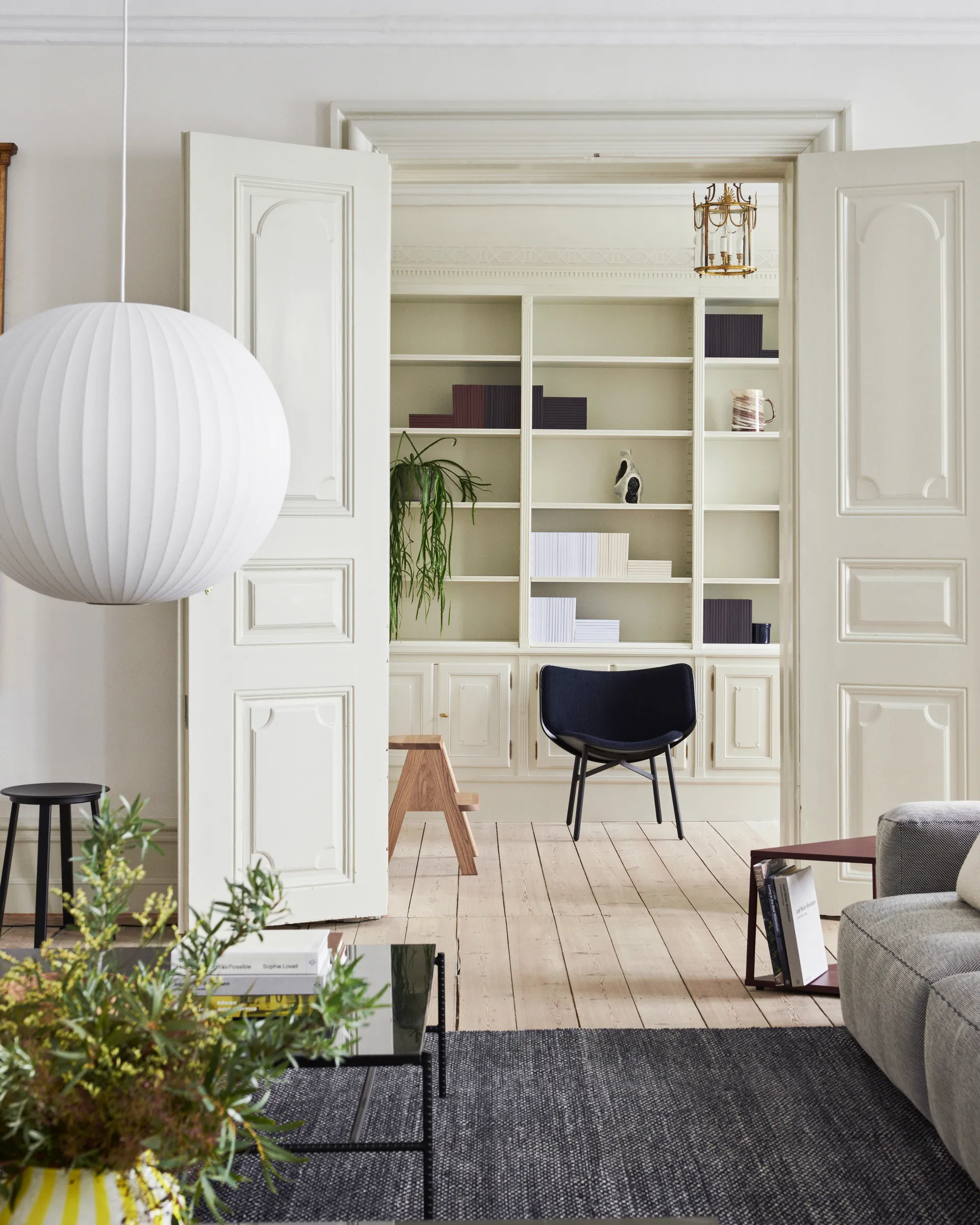 Nelson Bubble Ball riippuvalaisin L, Off white HAY