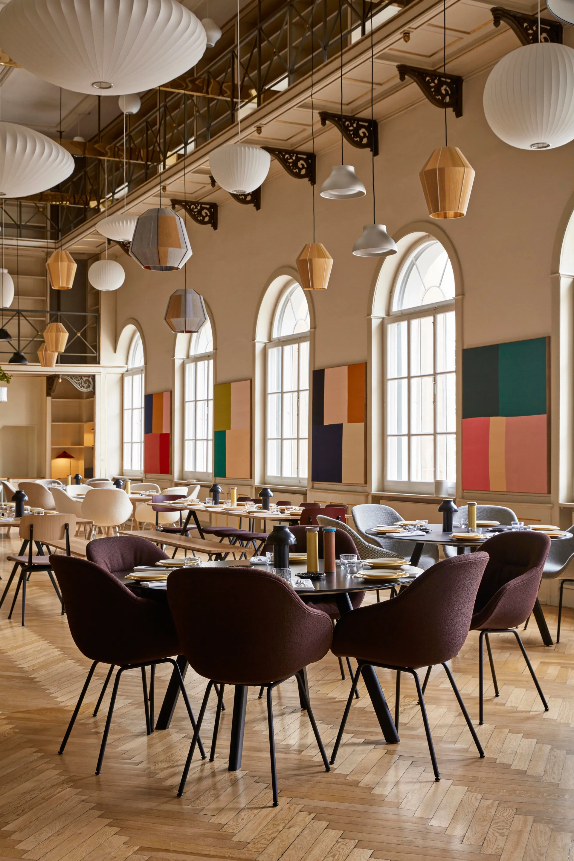 Nelson Bubble Saucer riippuvalaisin L, Off white HAY