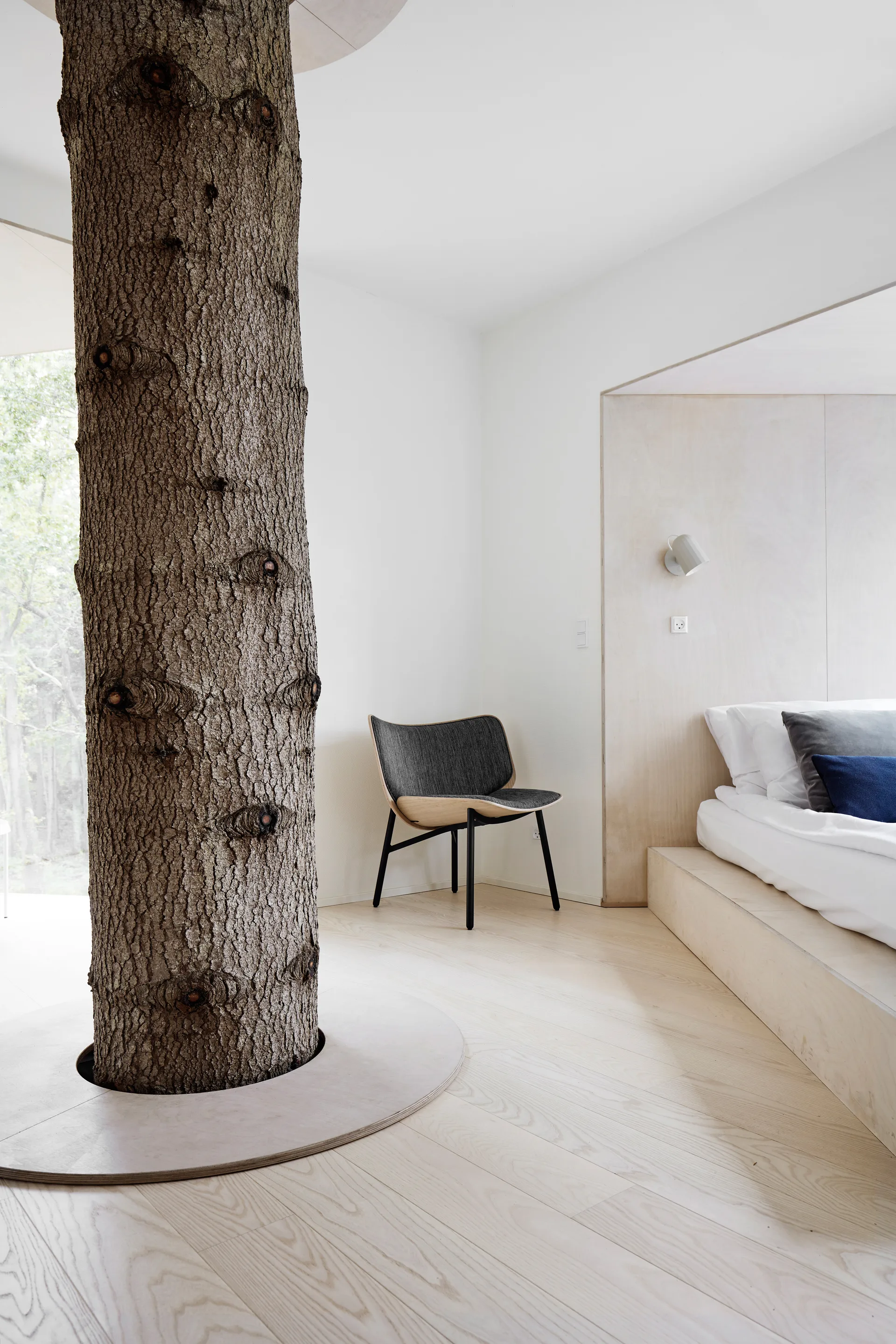 Noc wall button seinävalaisin, Off white HAY