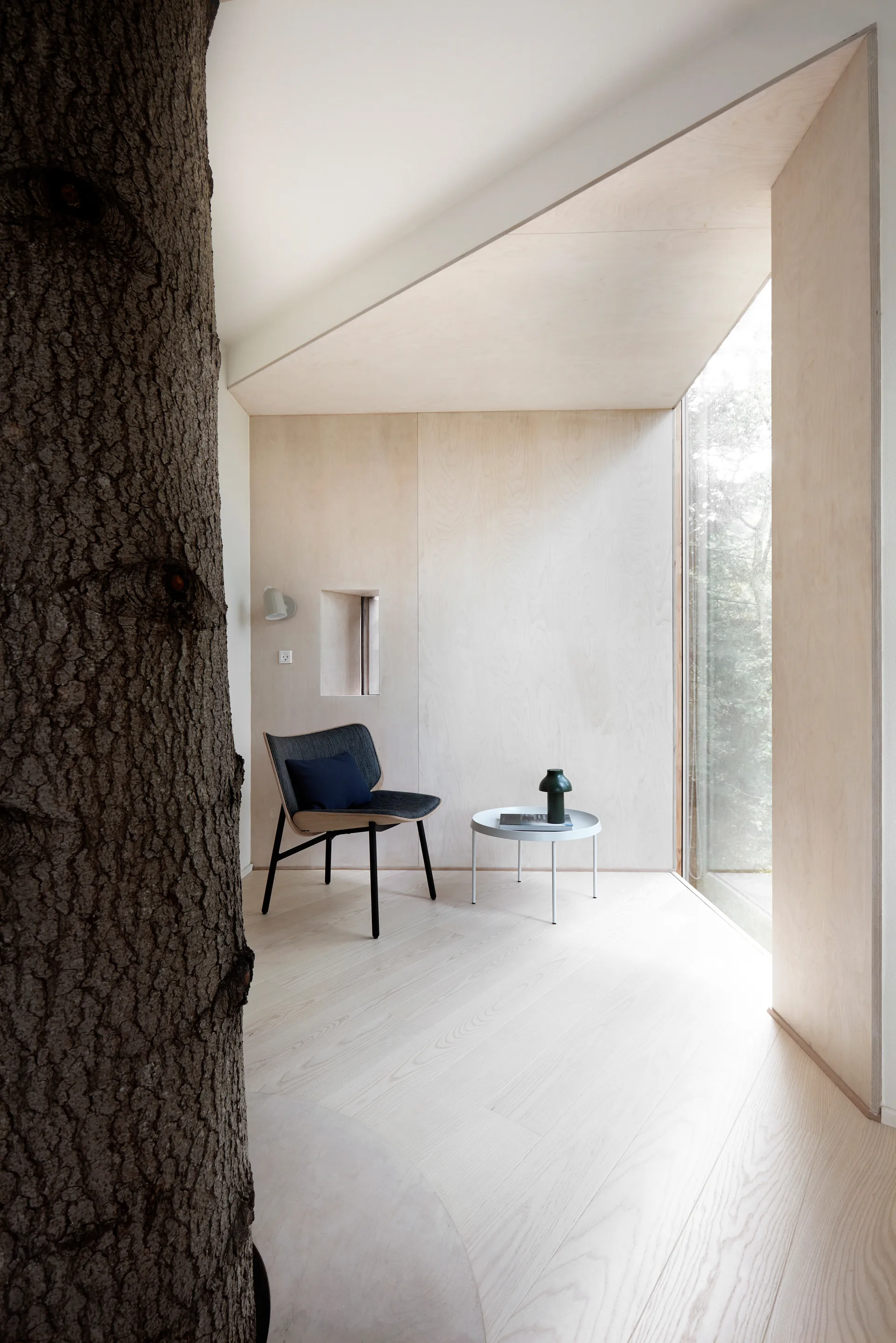 Noc wall button seinävalaisin, Off white HAY