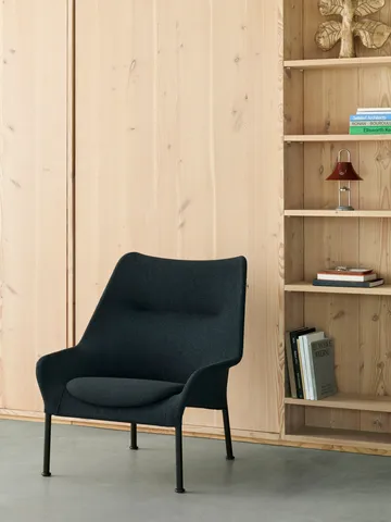 O2 Lounge Chair nojatuoli - Soft black peilitettu teräs - HAY