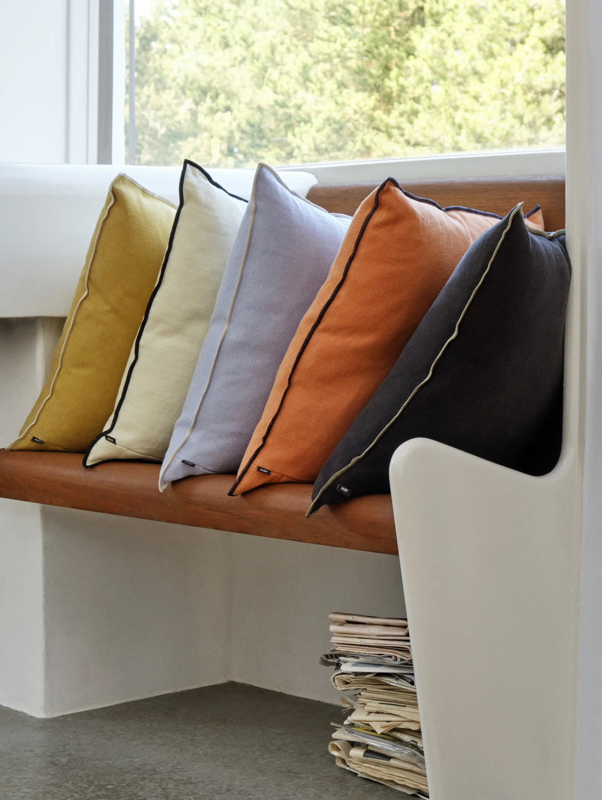 Outline tyyny 50x50 cm, Ice blue HAY