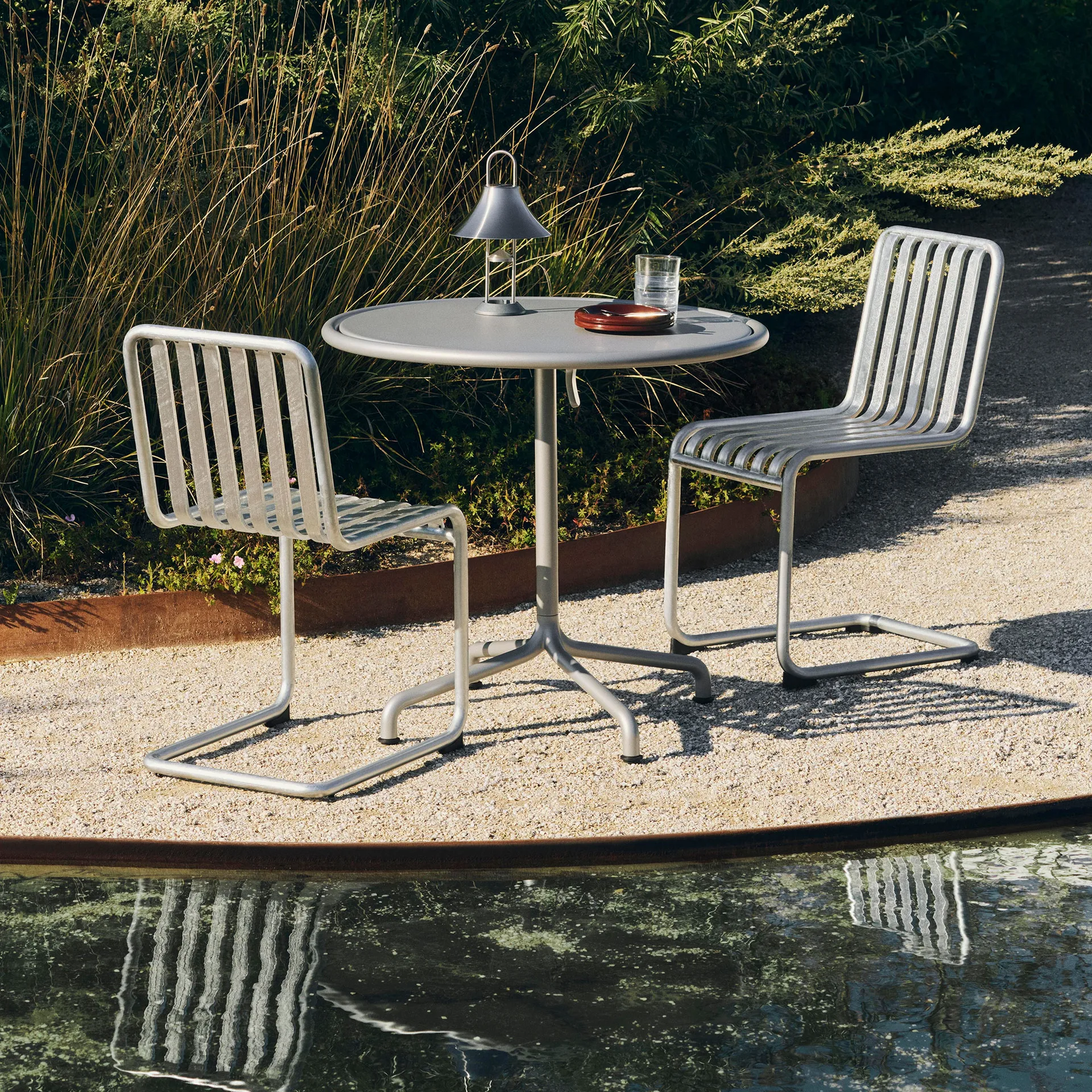 Palissade Cantilever tuoli, Taivaanharmaa HAY