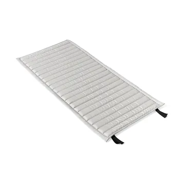 Palissade Dining Quilted käsinojatuolin istuintyyny - Sky grey - HAY