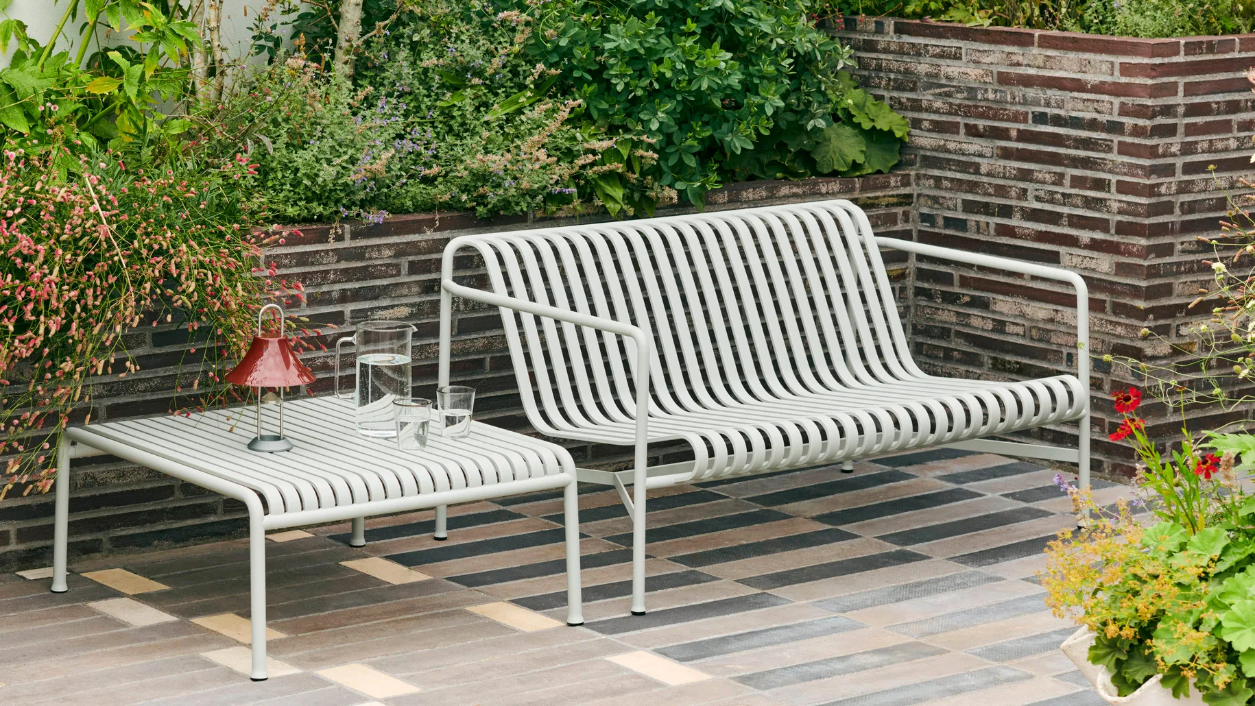 Palissade Low Table pöytä 81,5x86x38 cm, Sky grey HAY