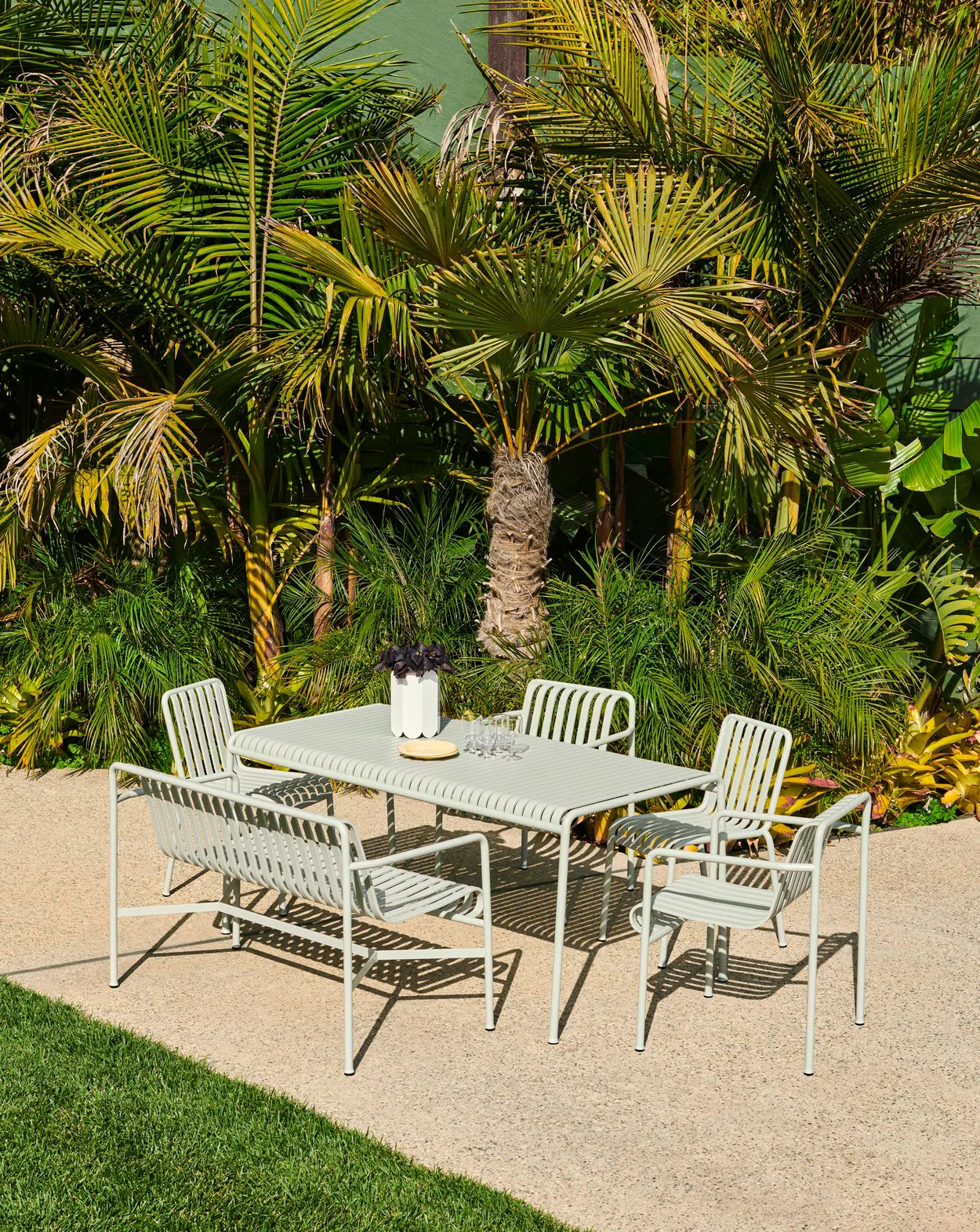 Palissade ruokailuryhmä 2 Dining käsinojatuoli + penkki 170x90 cm sky grey,  HAY
