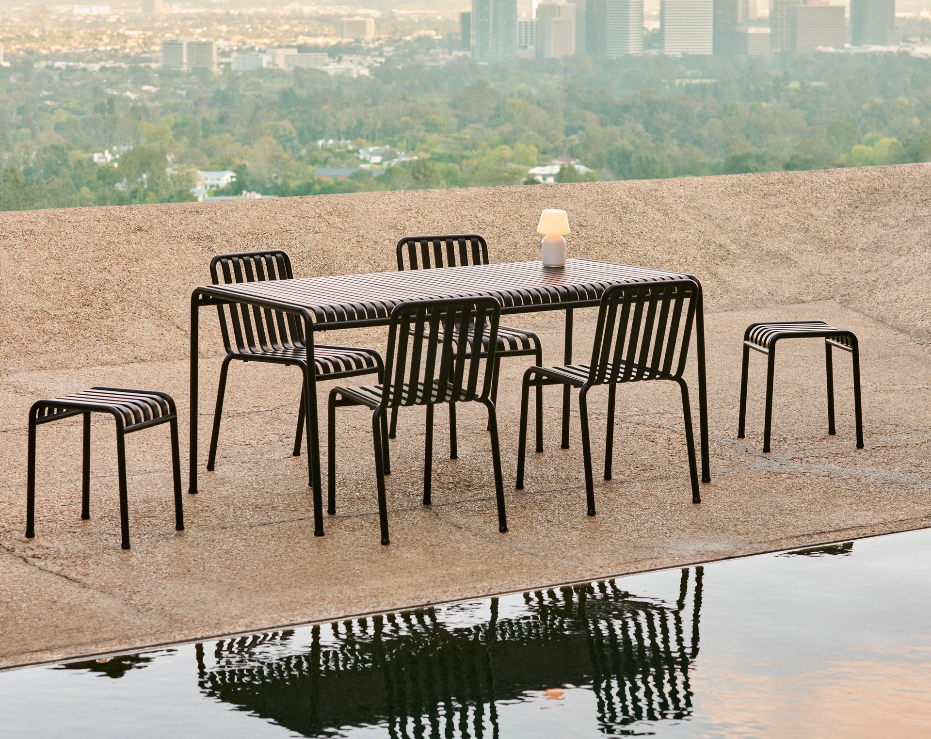 Palissade ruokailuryhmä 4 tuolia 170x90 cm - Anthracite HAY