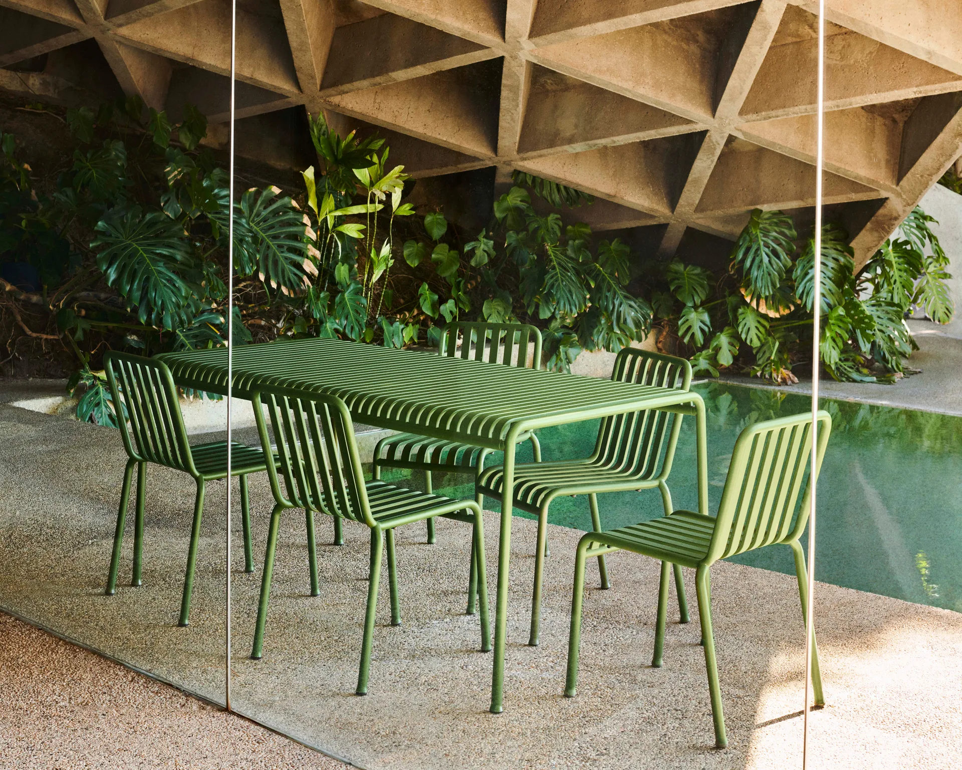 Palissade ruokailuryhmä 4 tuolia 170x90 cm - Olive HAY