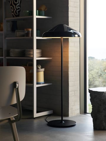 Pao Steel lattialamppu Ø47 cm - Soft black - HAY