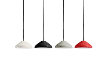 Pao Steel riippuvalaisin Ø23 cm - Red - HAY