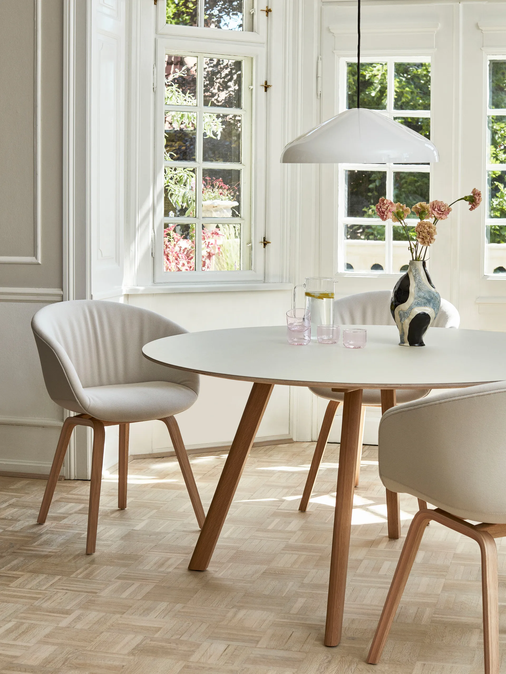 Pao Steel riippuvalaisin Ø47 cm, Cream white HAY