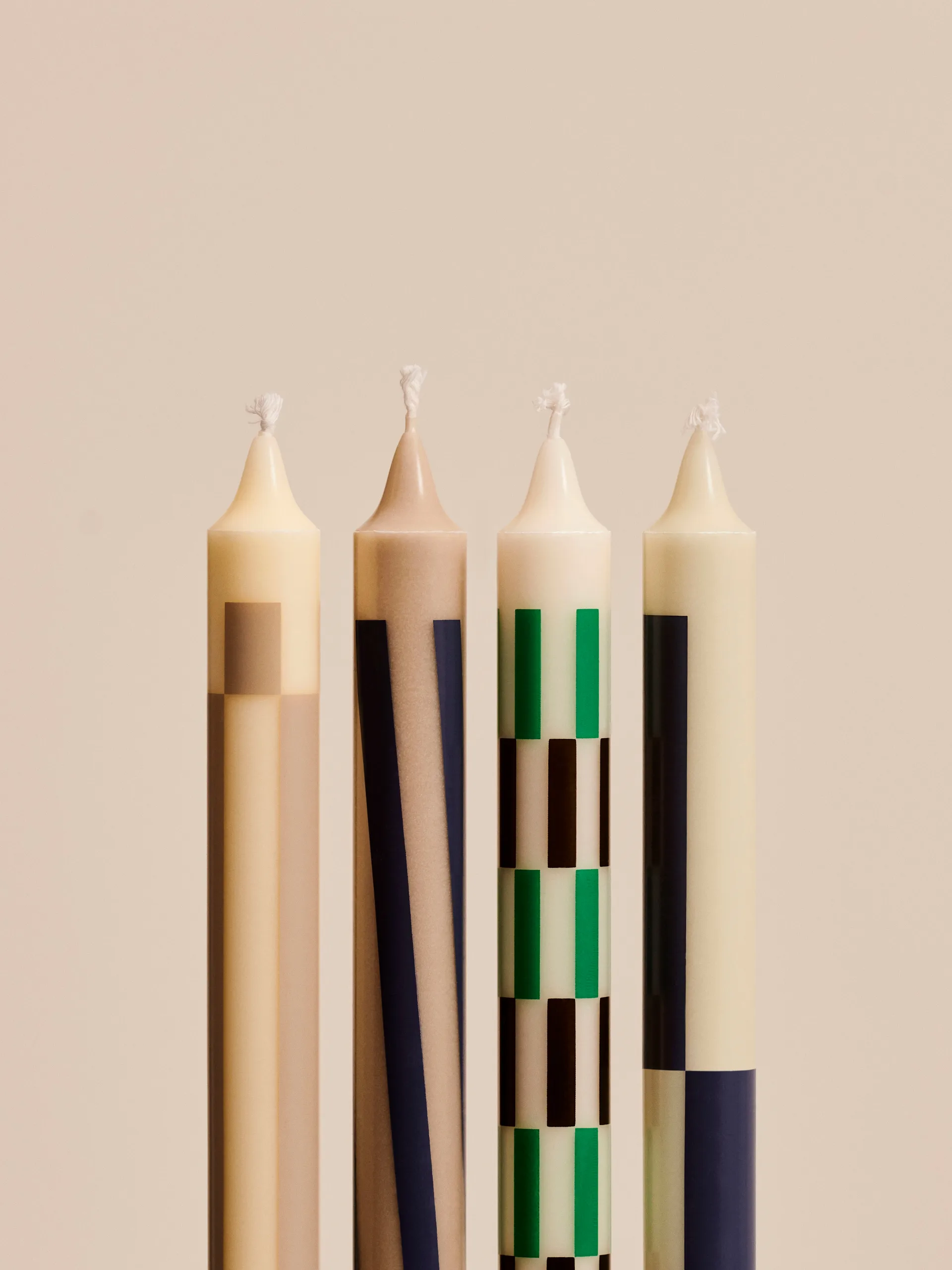 Pattern kynttilä mix 4-pack, Cream-dark HAY