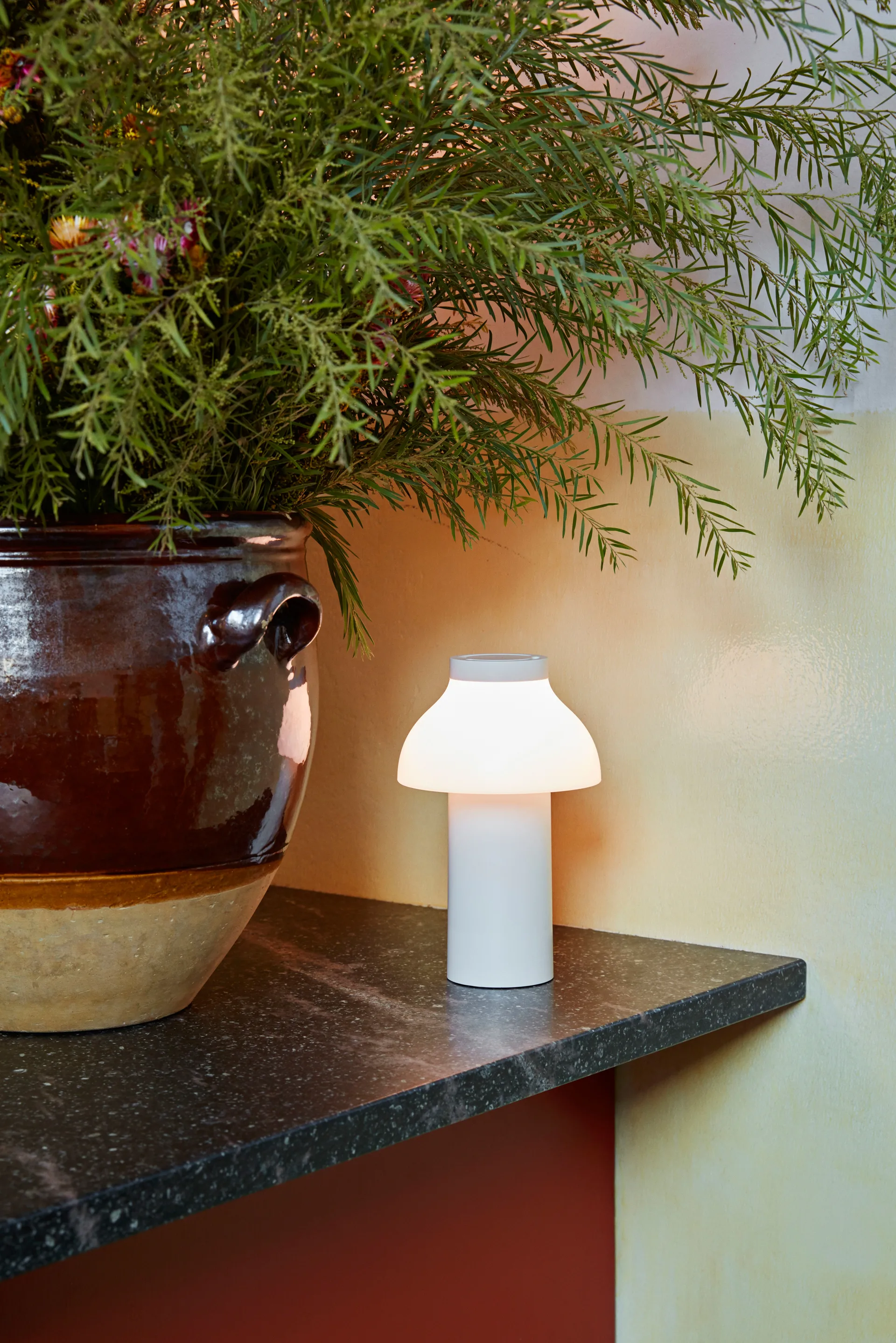 PC Portable pöytävalaisin, Cream white HAY