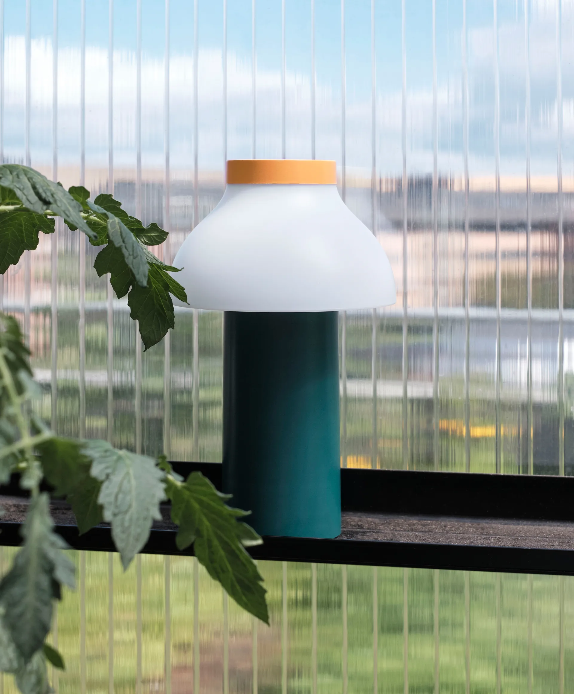 PC Portable pöytävalaisin, Ocean green HAY