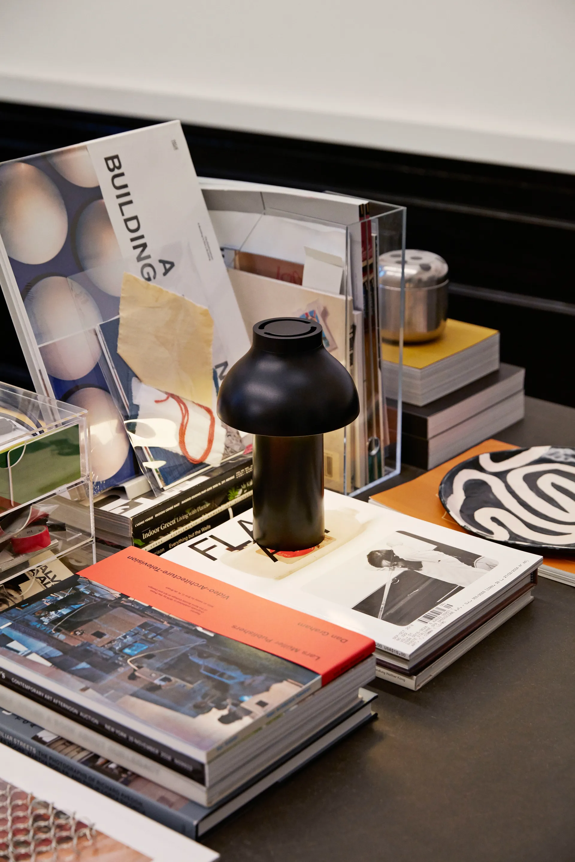 PC Portable pöytävalaisin, Soft black HAY