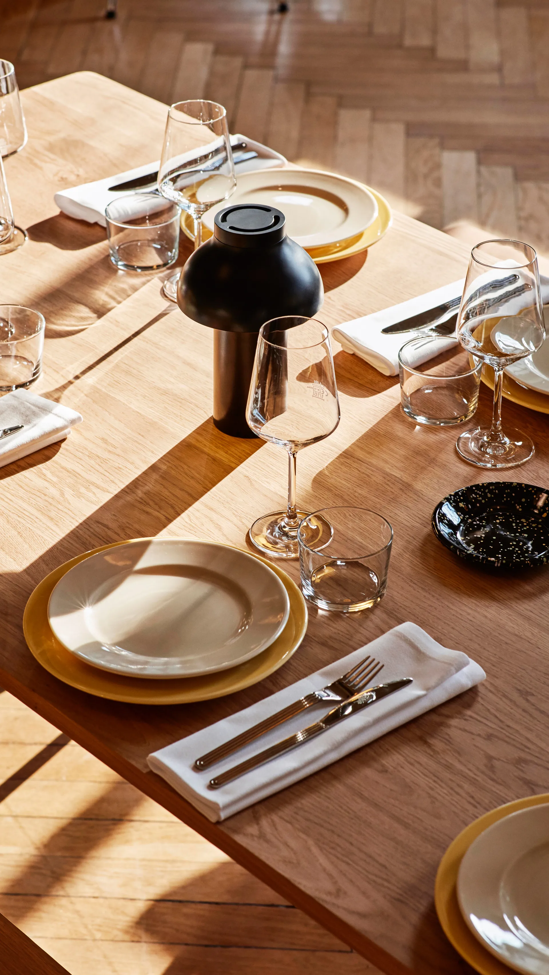 PC Portable pöytävalaisin, Soft black HAY