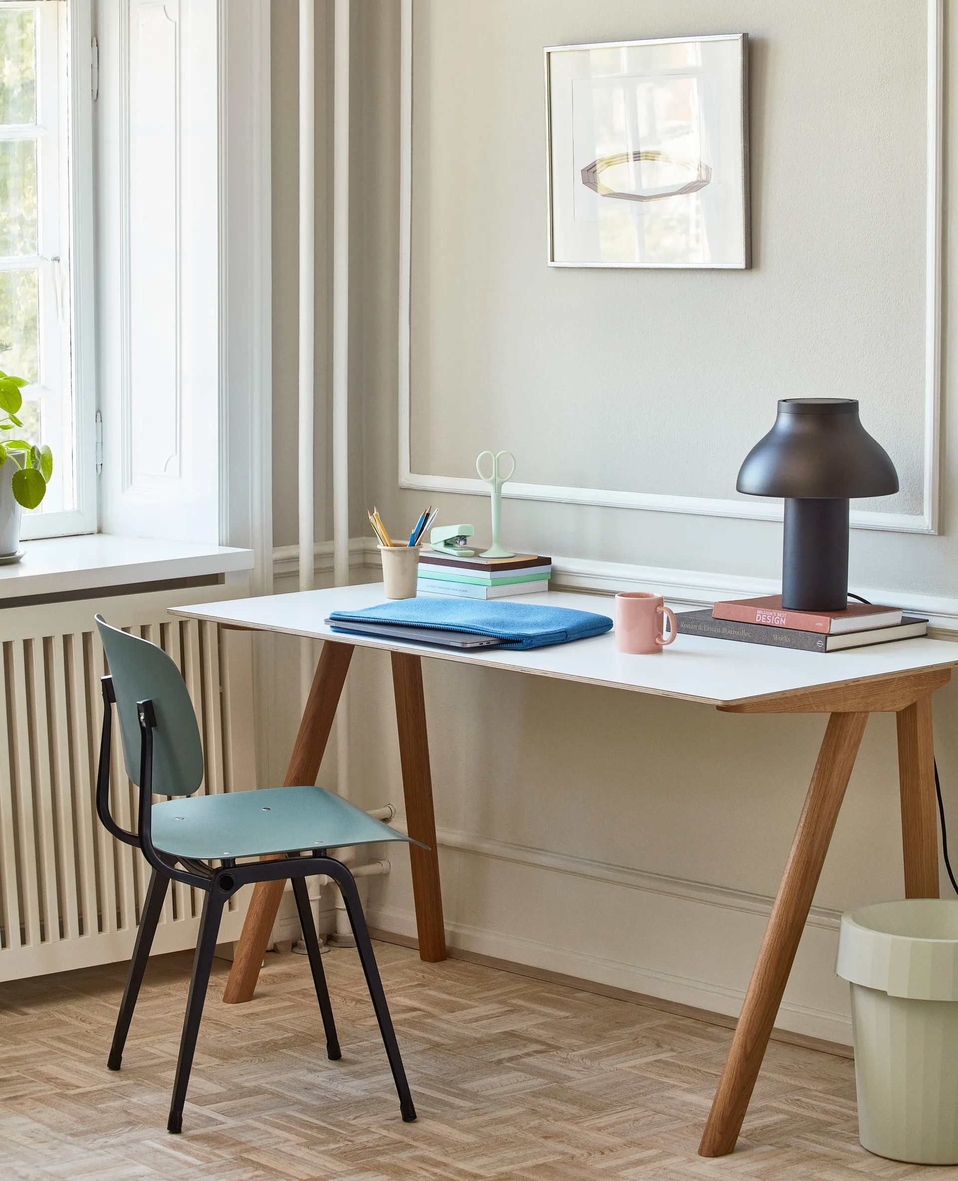 PC table pöytävalaisin S Ø25 cm, Soft black HAY