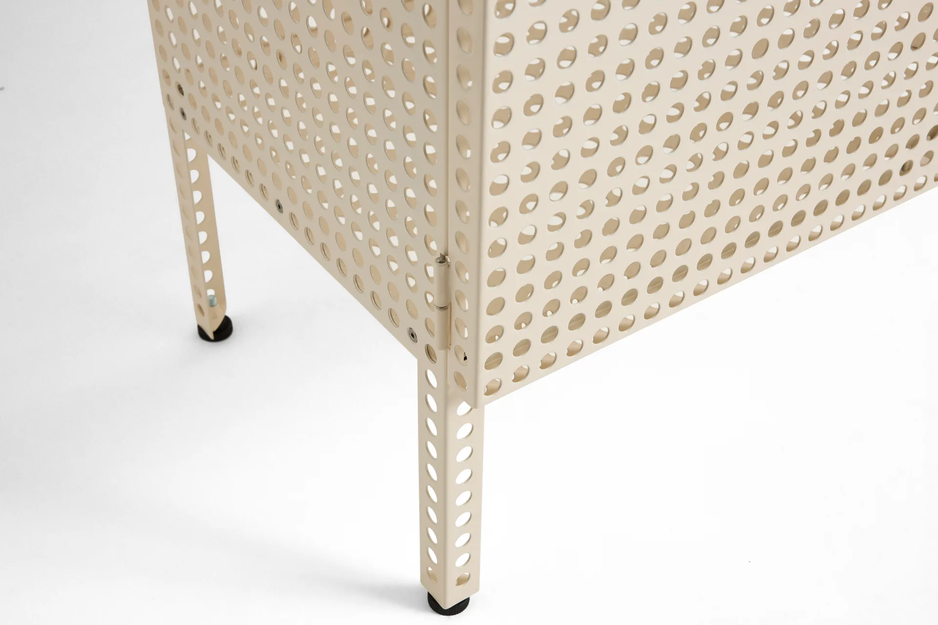 Perforated Cabinet kaappi large, Eggshell HAY