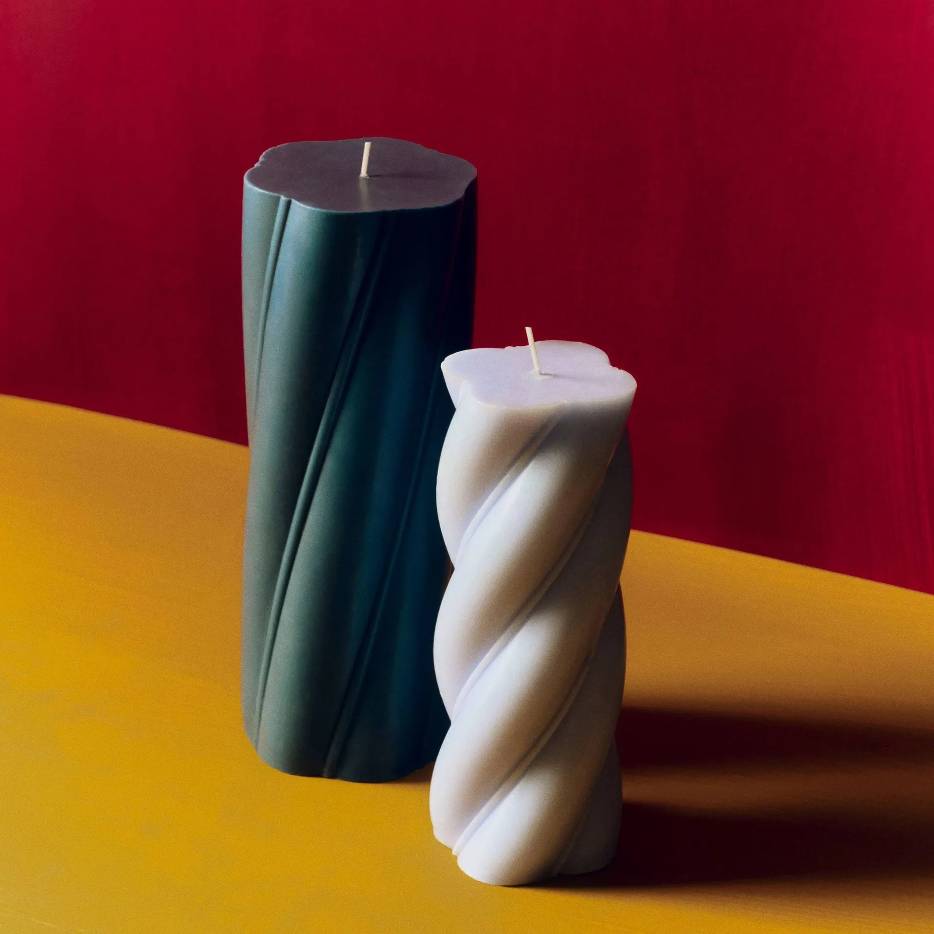 Soft Serve Candle pöytäkynttilä, Dark teal, Ø9,5×24,5 cm HAY