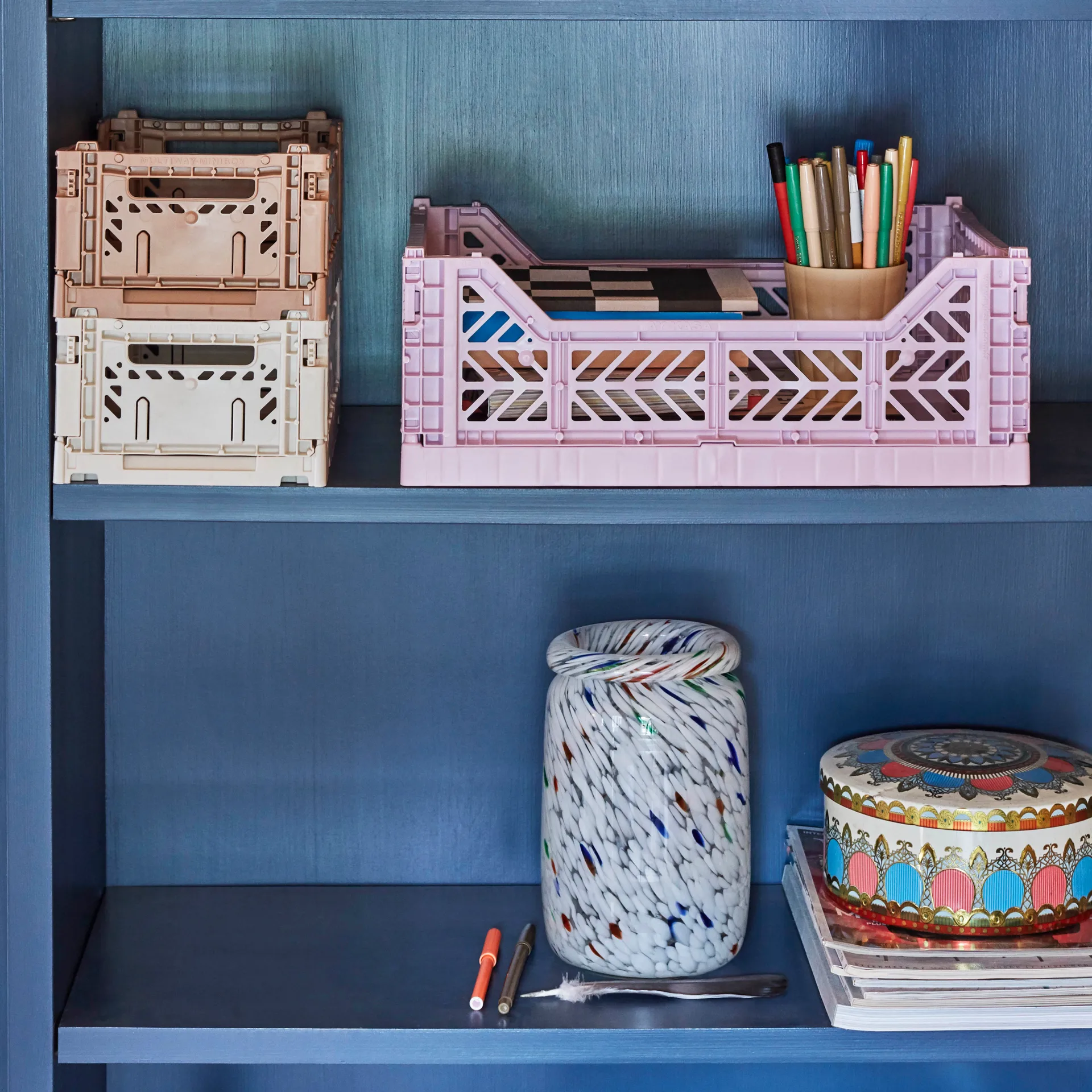 Splash Roll Neck -maljakko M 22 cm, White dot (multi) HAY