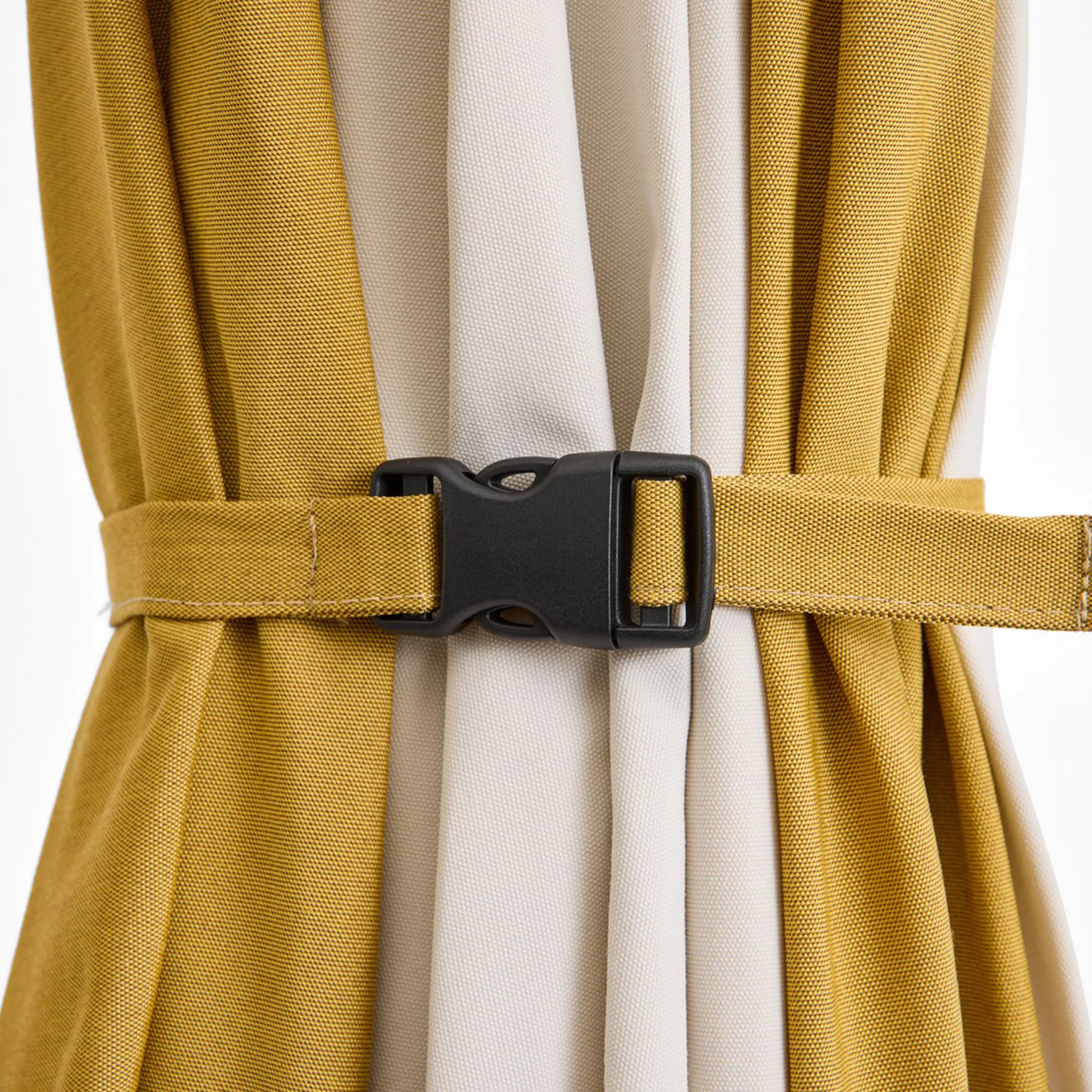 Terrazza Hexagon aurinkovarjo, Off white-okeri HAY