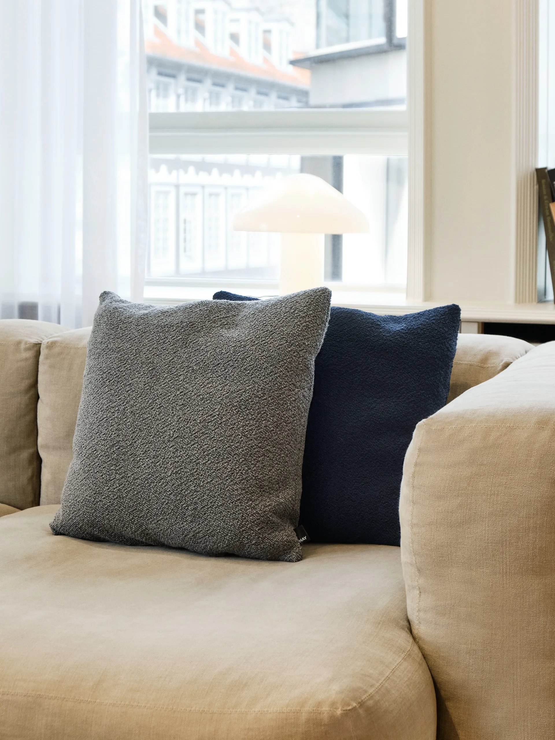 Texture tyyny 50x50 cm, Dark blue HAY